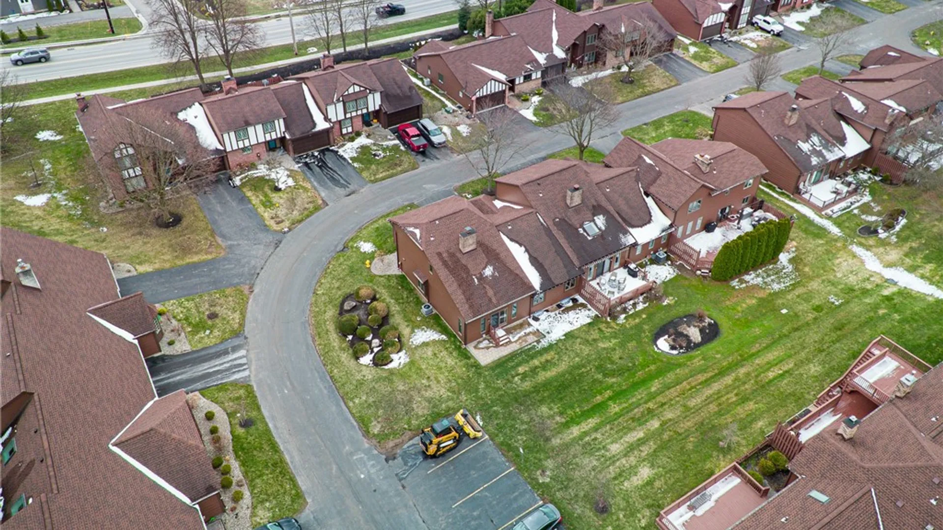 Property at 40 Cambridge Court, Perinton, NY 14450 33