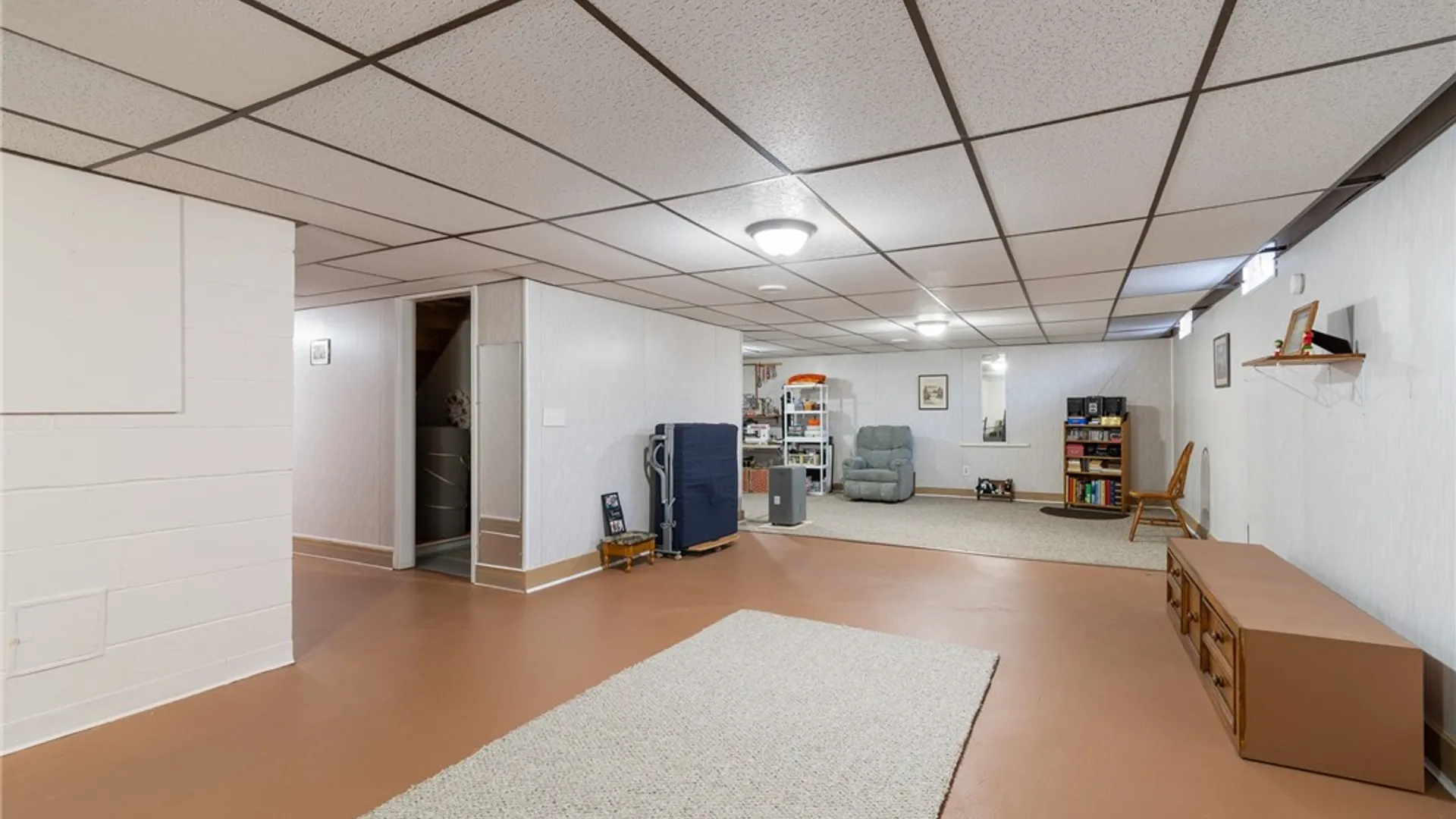 Property at 40 Cambridge Court, Perinton, NY 14450 35