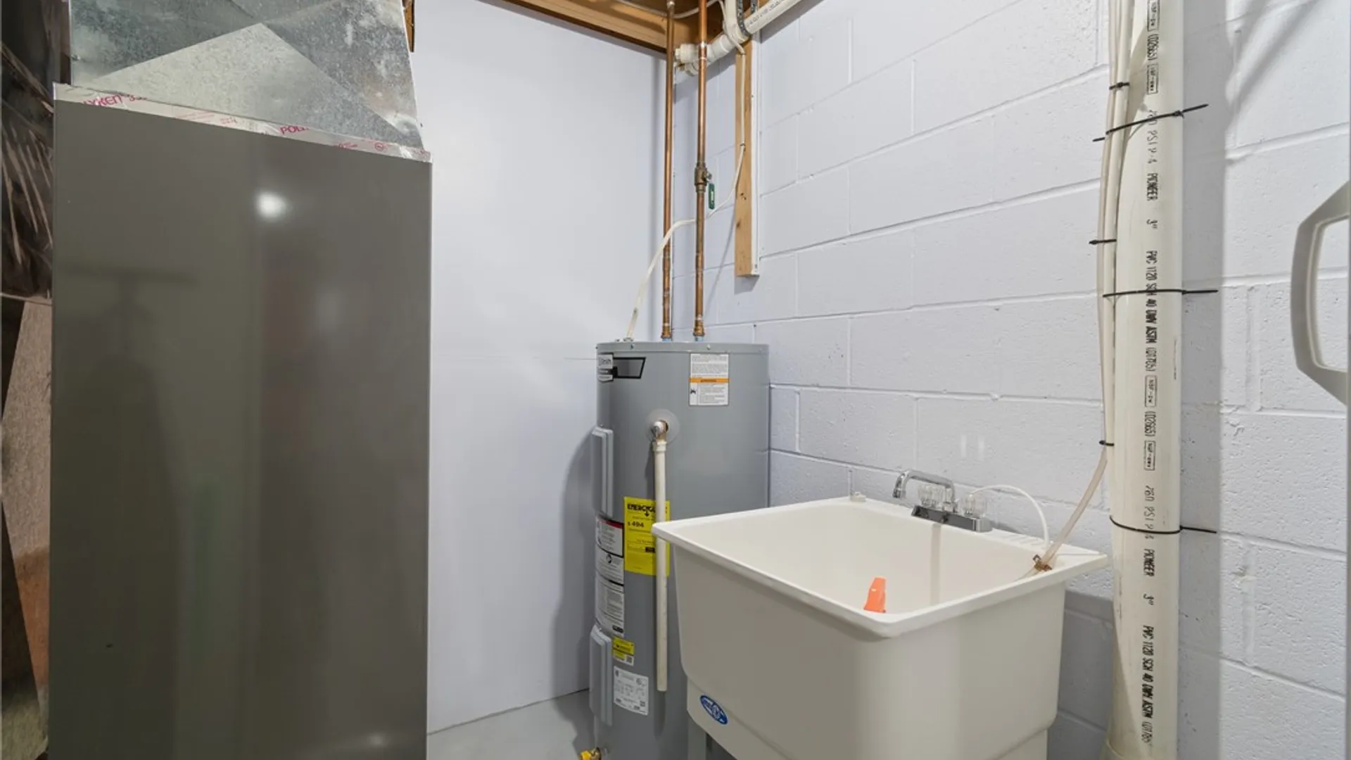 Property at 40 Cambridge Court, Perinton, NY 14450 38