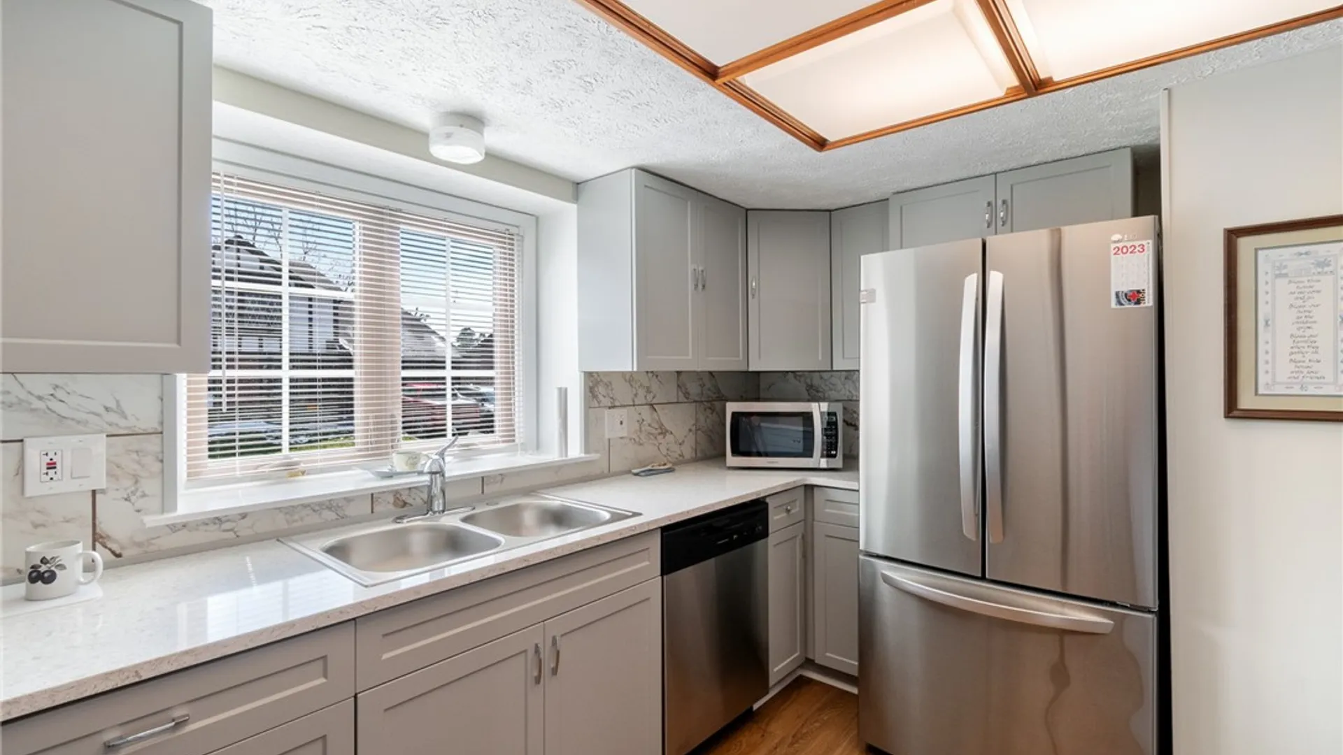 Property at 40 Cambridge Court, Perinton, NY 14450 6