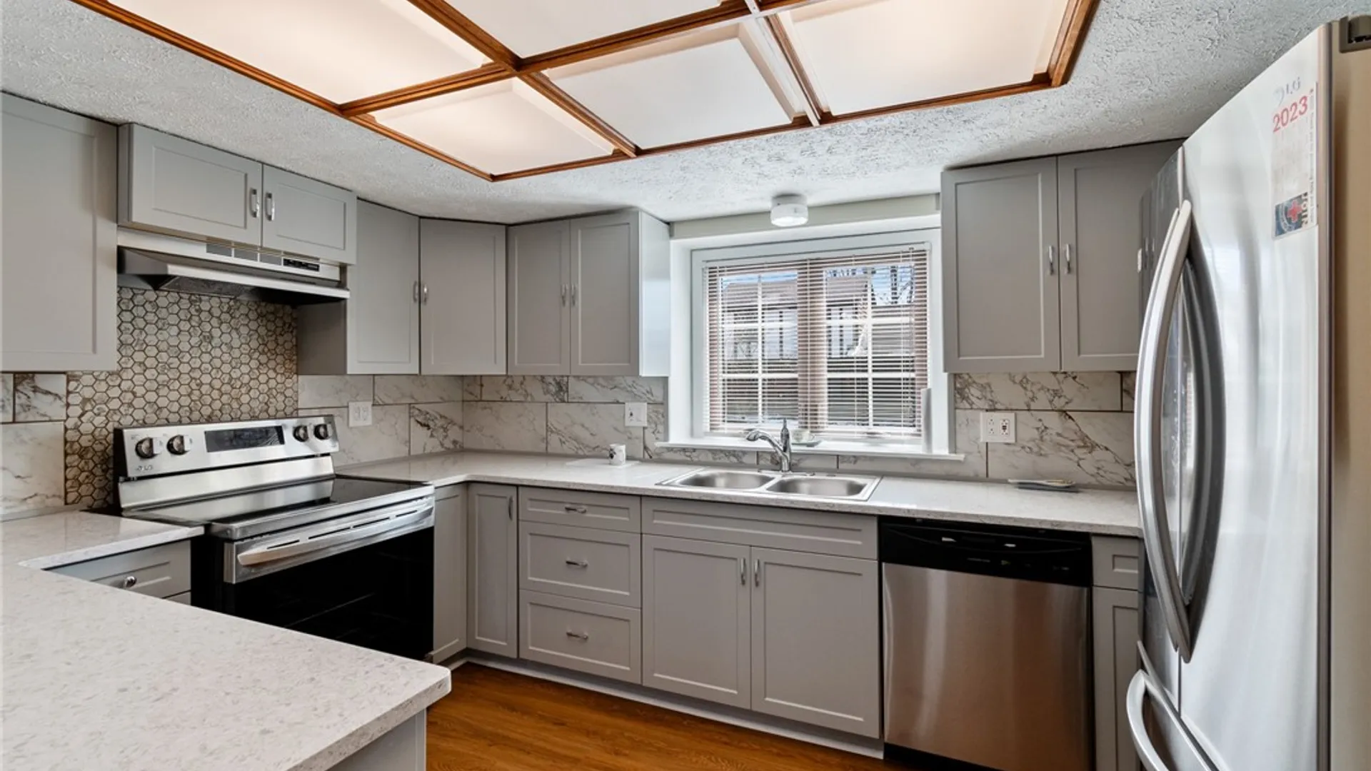 Property at 40 Cambridge Court, Perinton, NY 14450 7