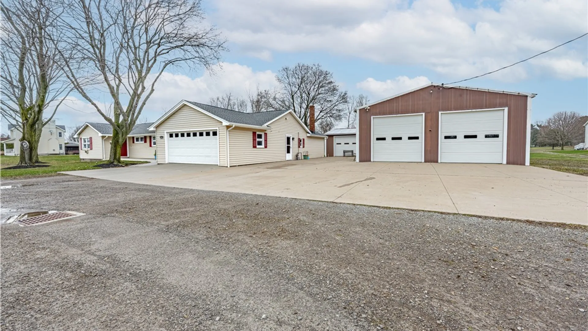 Property at 1693 Creek Road, Newfane, NY 14028 4