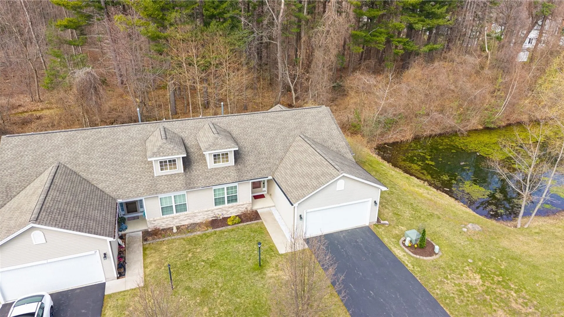 Property at 39 Angela Villa Lane, Greece, NY 14626 27