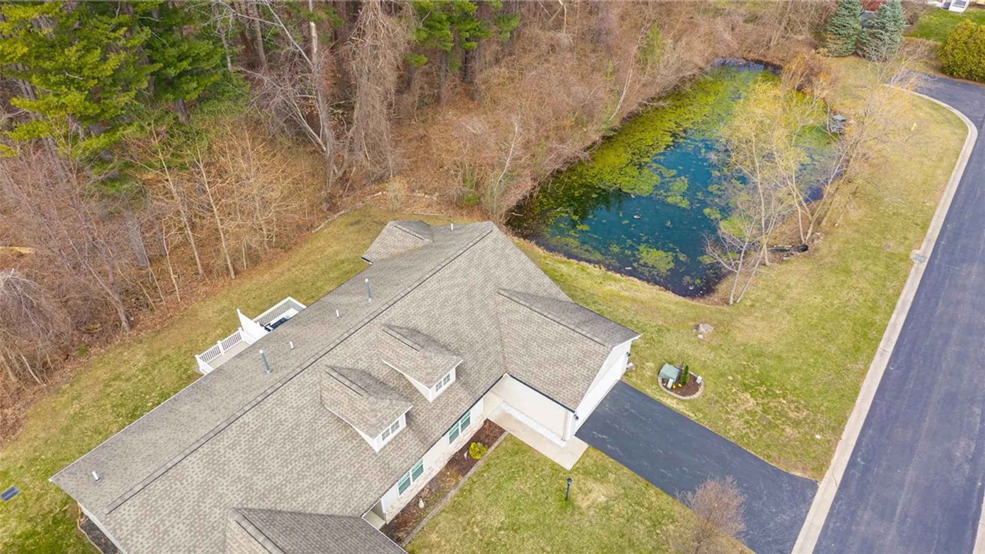 Property at 39 Angela Villa Lane, Greece, NY 14626 30