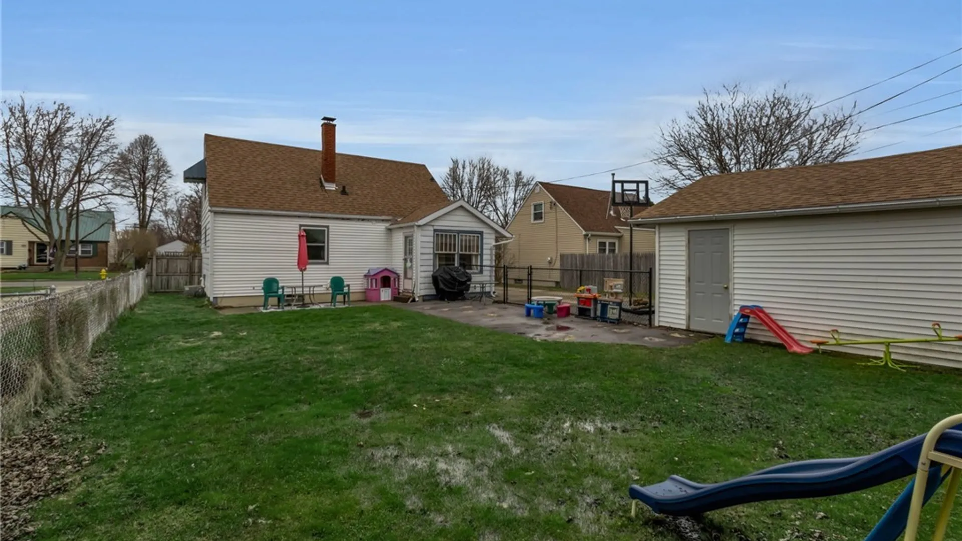 Property at 39 Airview Terrace, Cheektowaga, NY 14043 10