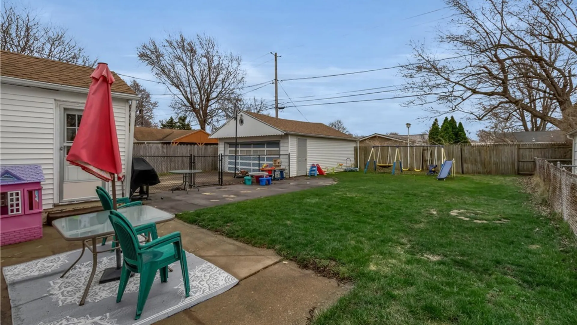 Property at 39 Airview Terrace, Cheektowaga, NY 14043 11