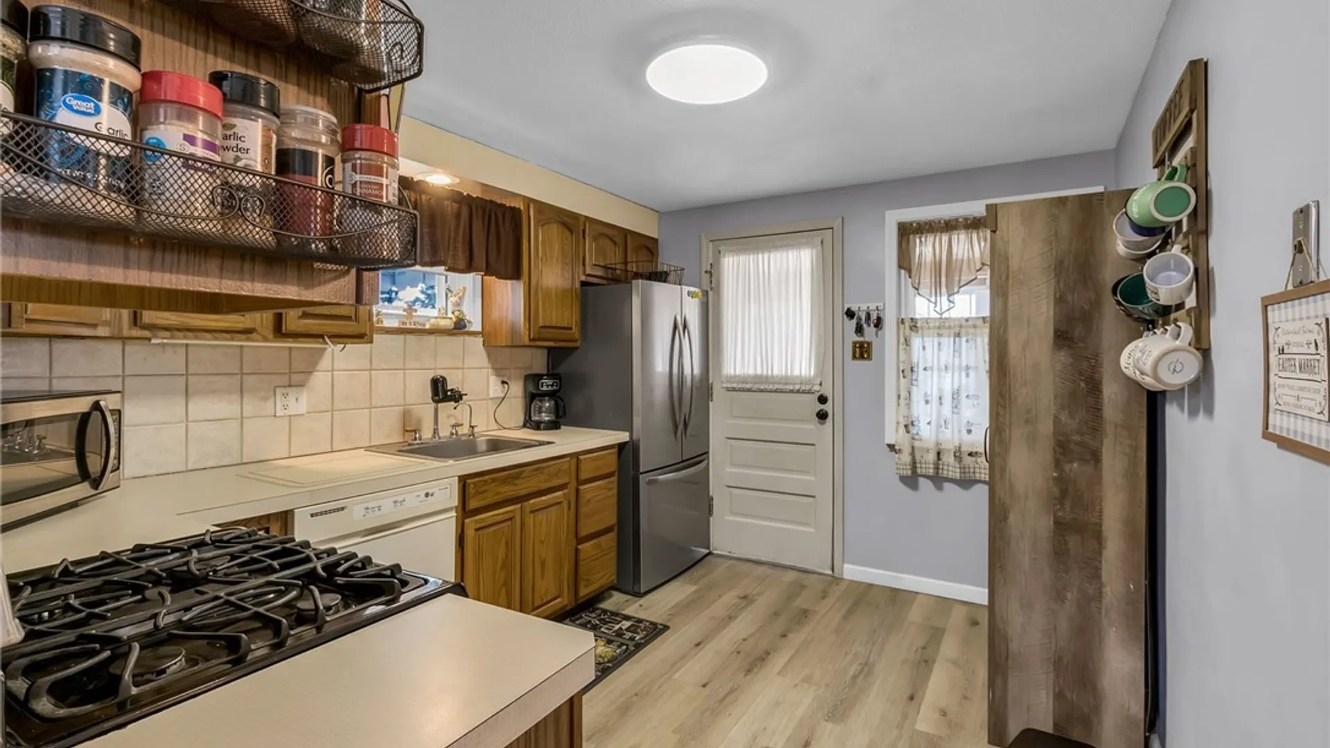 Property at 39 Airview Terrace, Cheektowaga, NY 14043 17