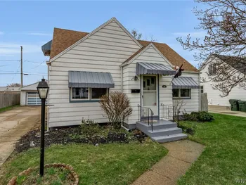 Property at 39 Airview Terrace, Cheektowaga, NY 14043