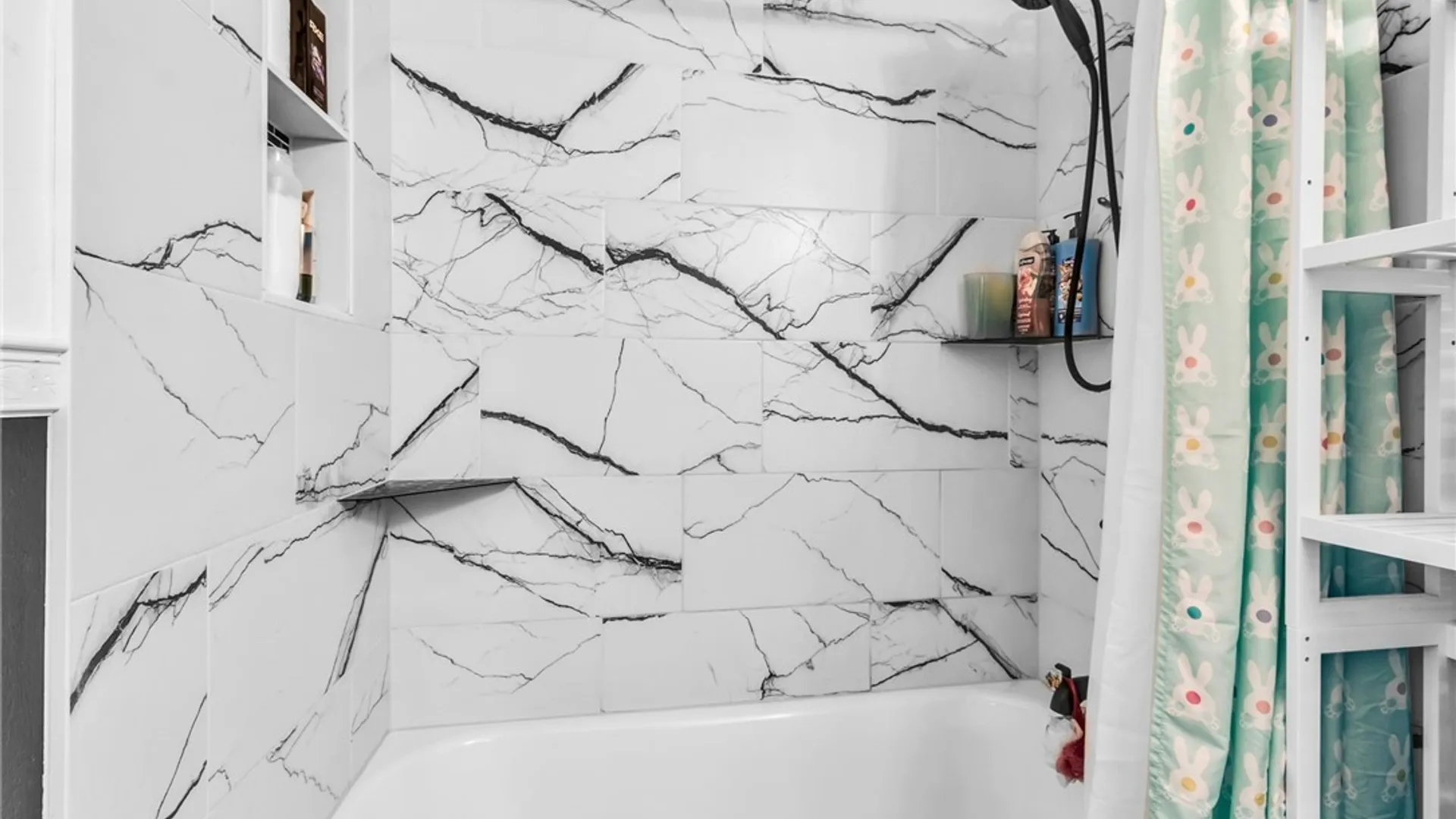 Property at 39 Airview Terrace, Cheektowaga, NY 14043 42