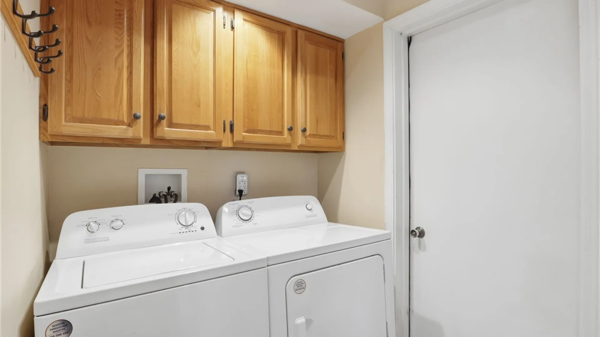 Property at 10 Brookline Avenue, Victor, NY 14564 13