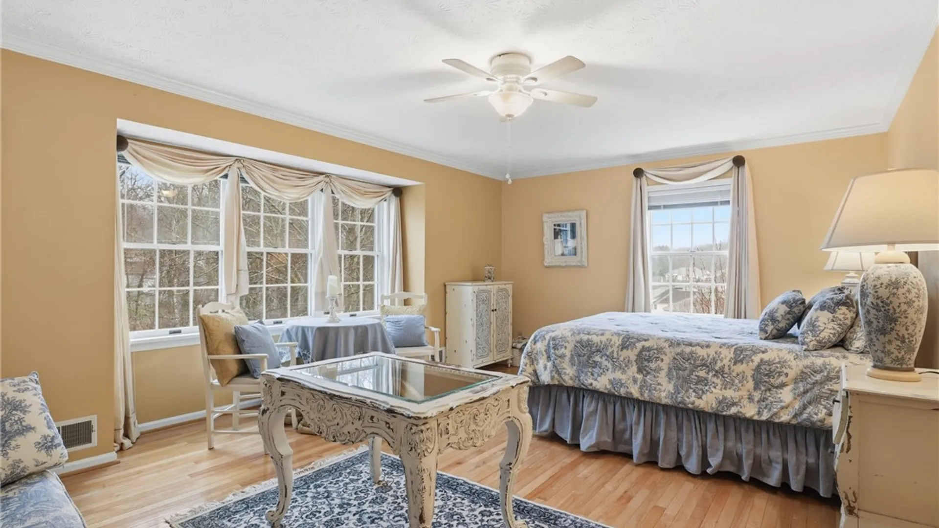 Property at 10 Brookline Avenue, Victor, NY 14564 23