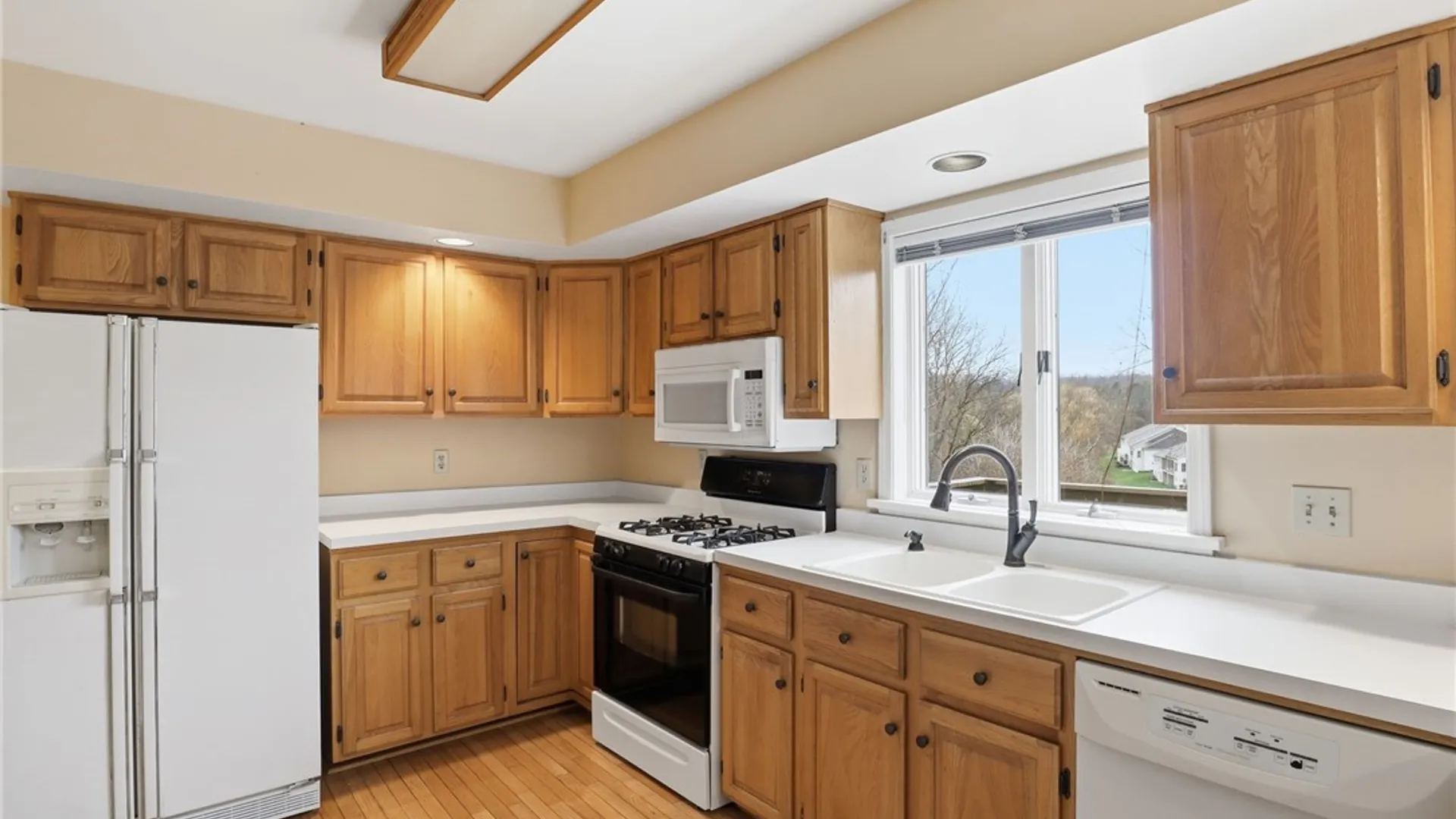 Property at 10 Brookline Avenue, Victor, NY 14564 9