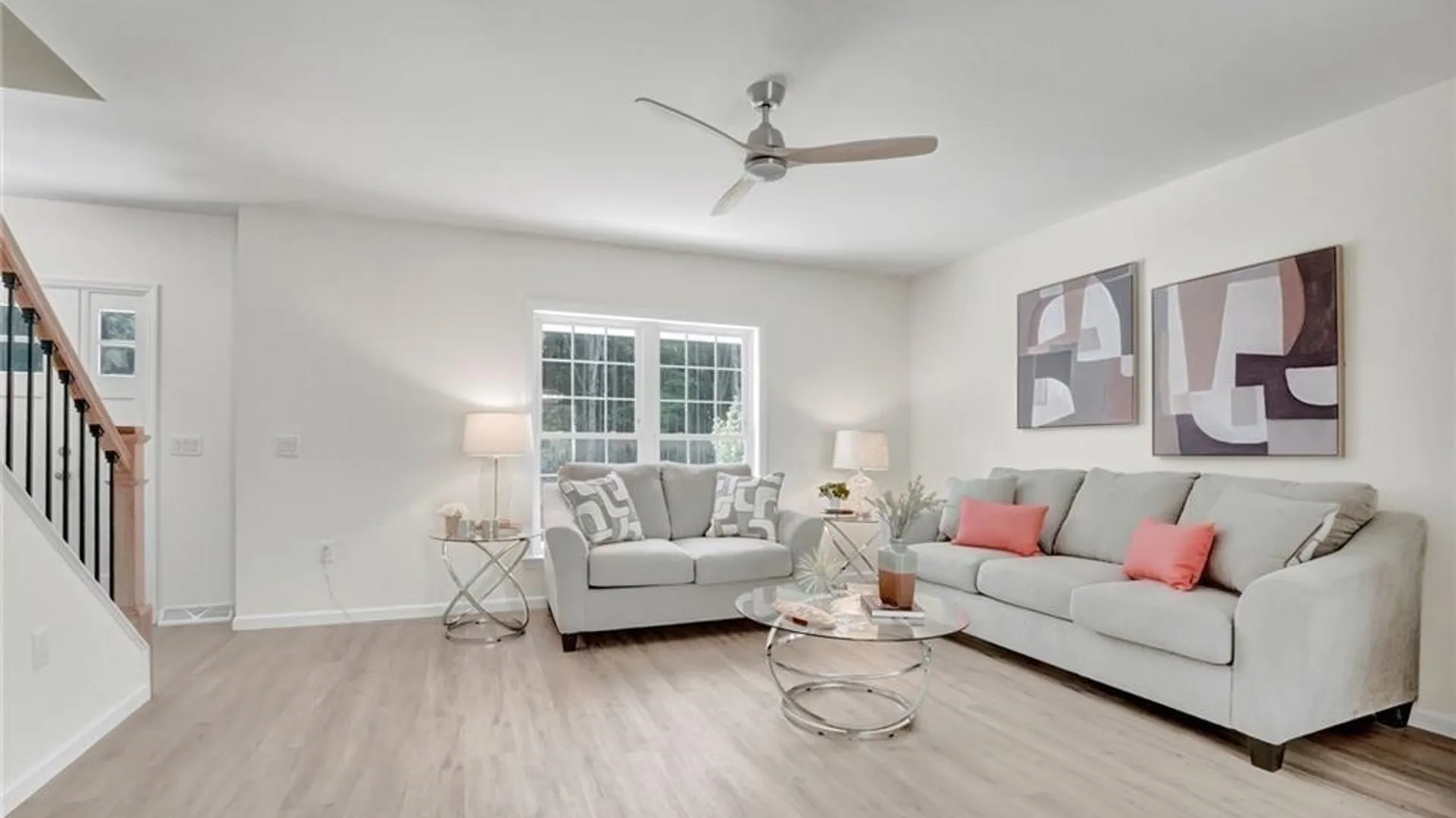 Property at 26 Rosalind Dr, Evans, NY 14006 14