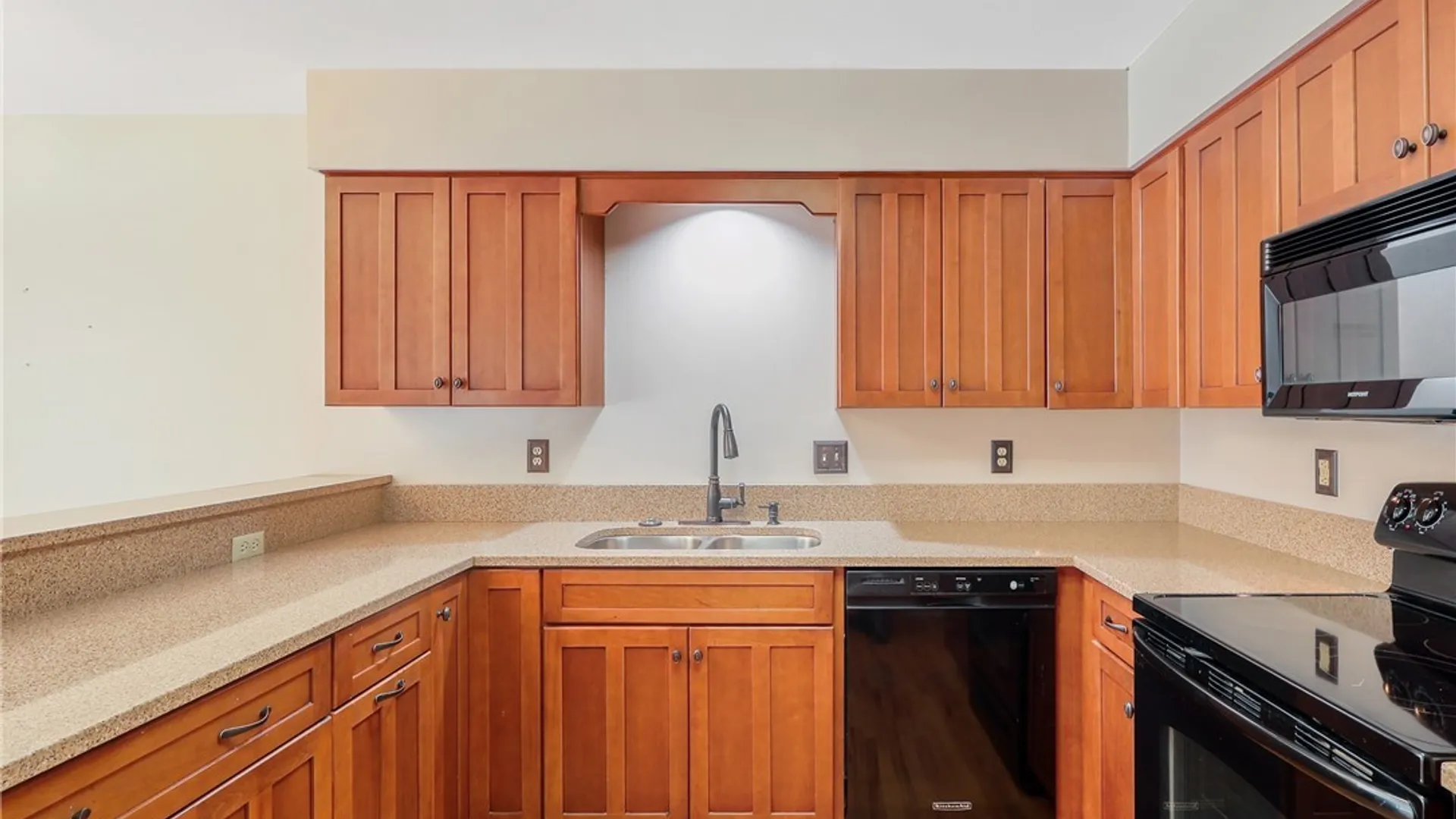 Property at 105 Niblick Circle, Van Buren, NY 13027 15