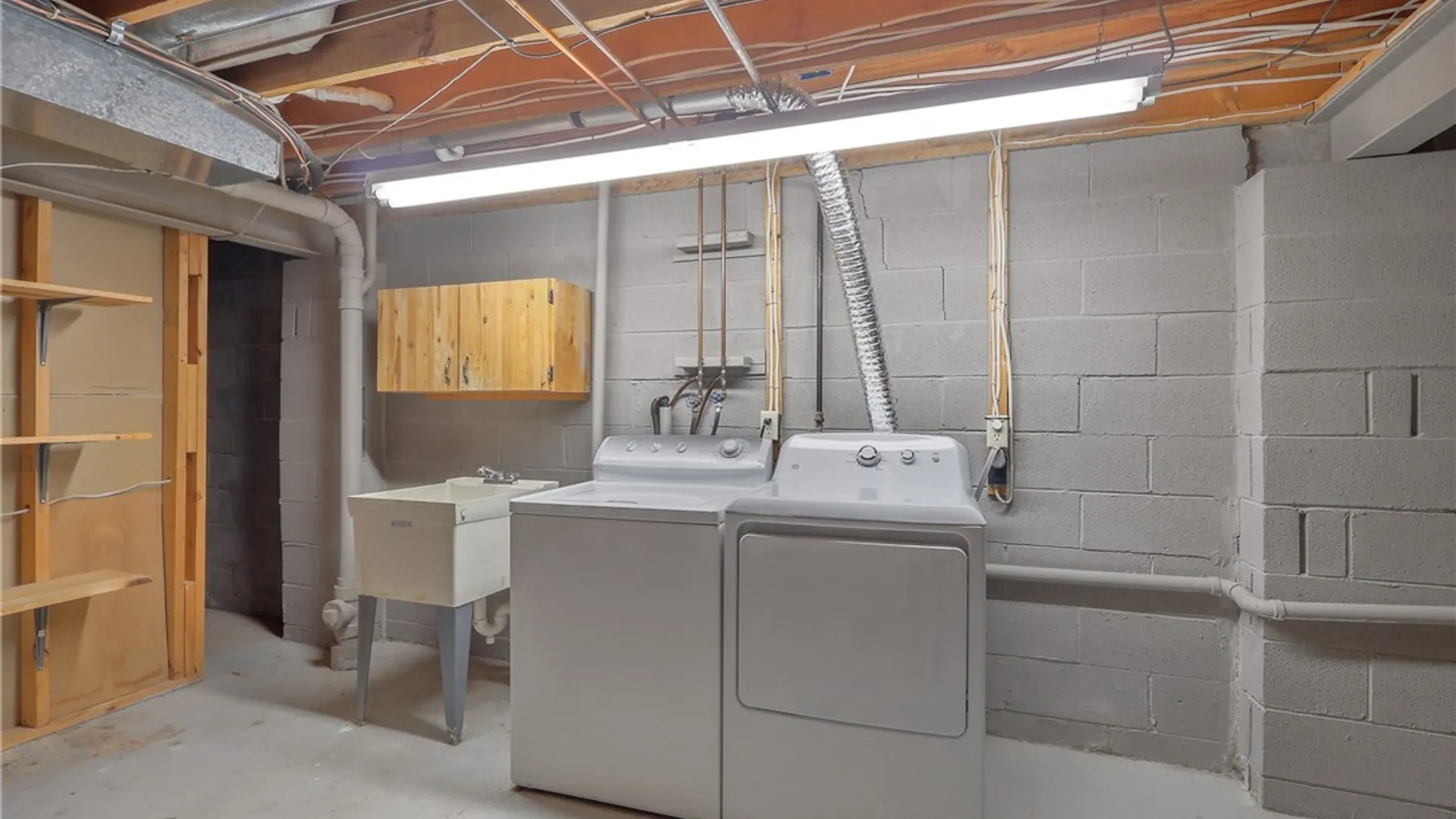 Property at 105 Niblick Circle, Van Buren, NY 13027 27