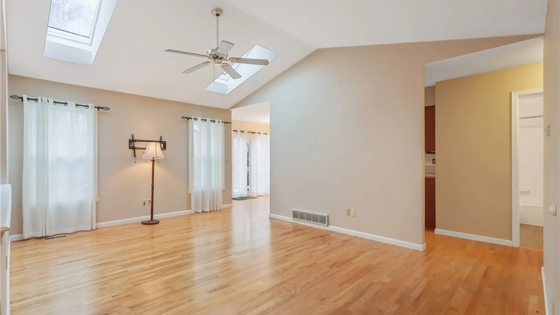 Property at 105 Niblick Circle, Van Buren, NY 13027 8