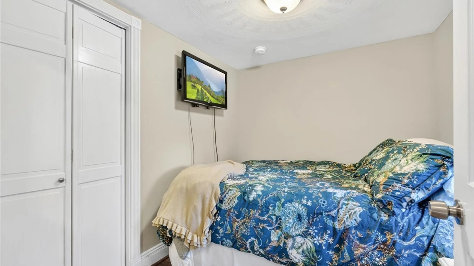 Property at 152 Doris Park Drive, Constantia, NY 13044 21