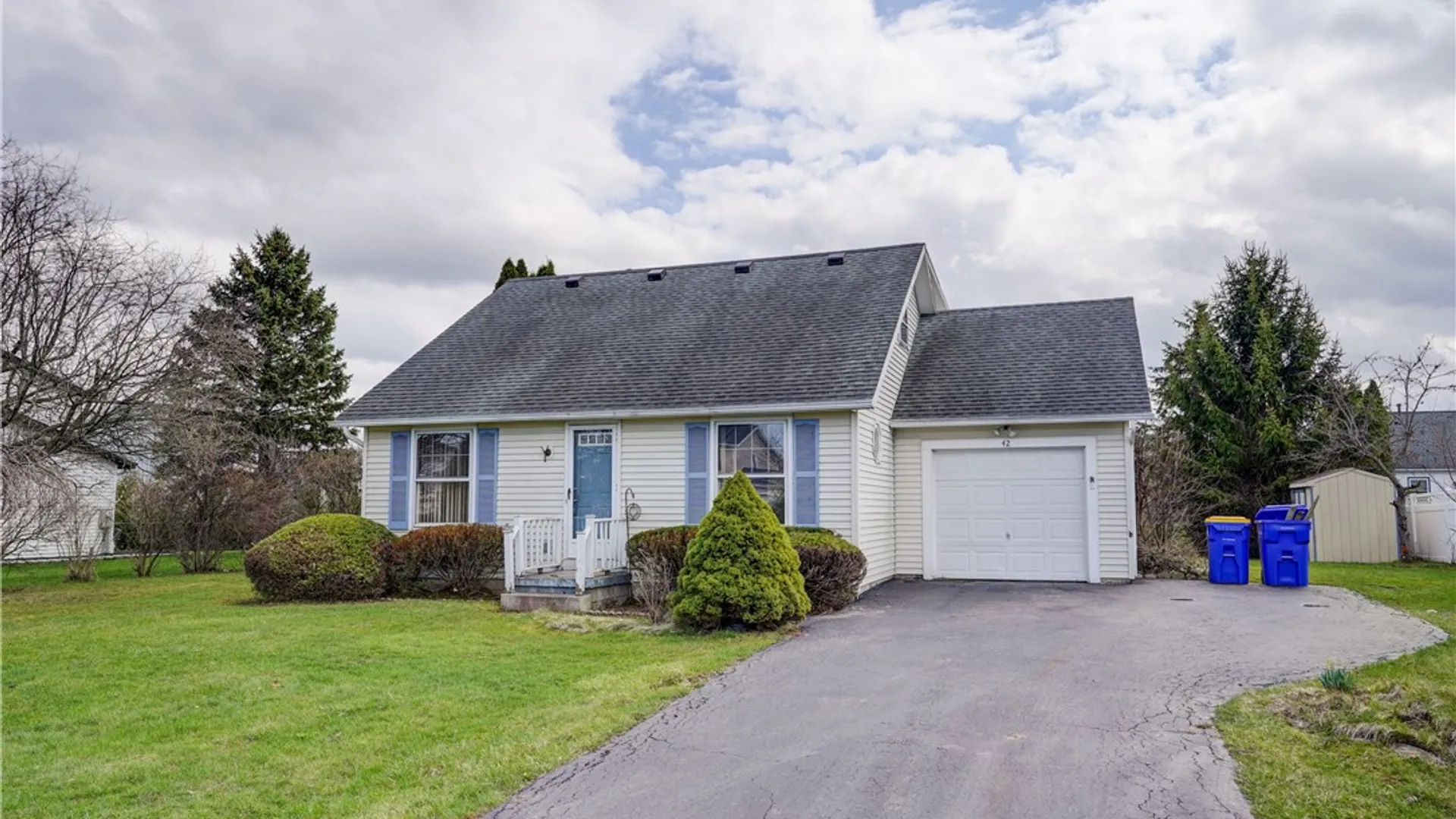 Property at 42 Woodstock Lane, Clarkson, NY 14420 2