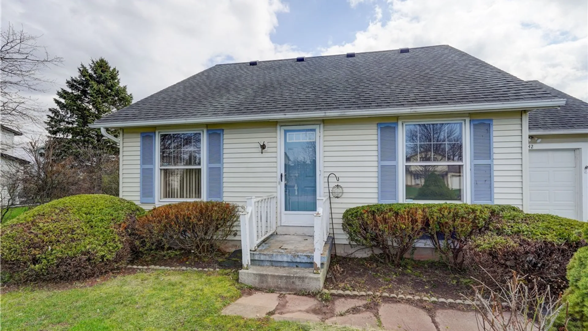 Property at 42 Woodstock Lane, Clarkson, NY 14420 3