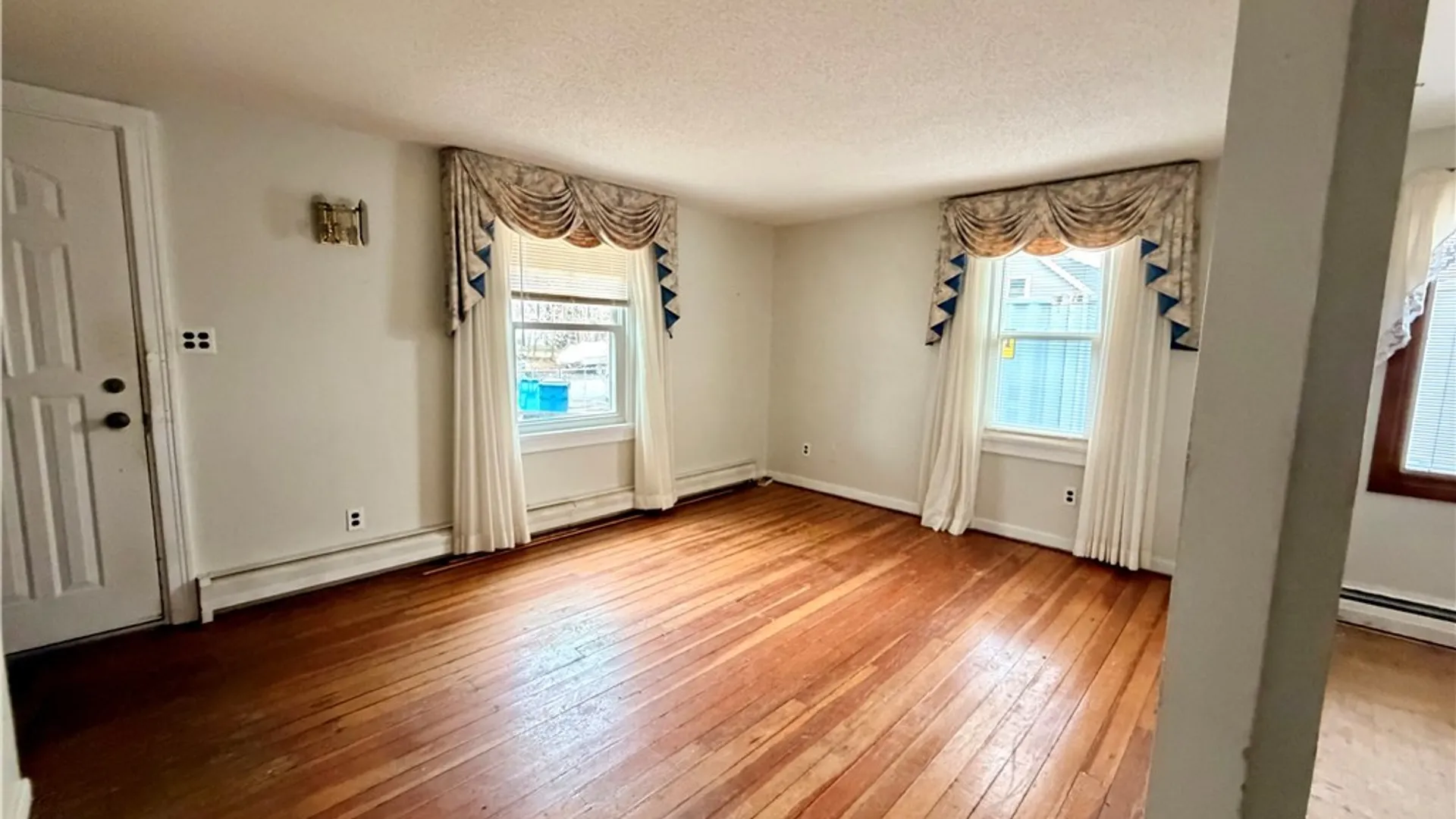 Property at 6584 Hamilton Drive, Evans, NY 14047 5