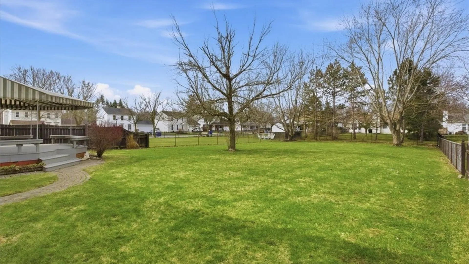 Property at 123 Larkspur Lane, Amherst, NY 14228 28