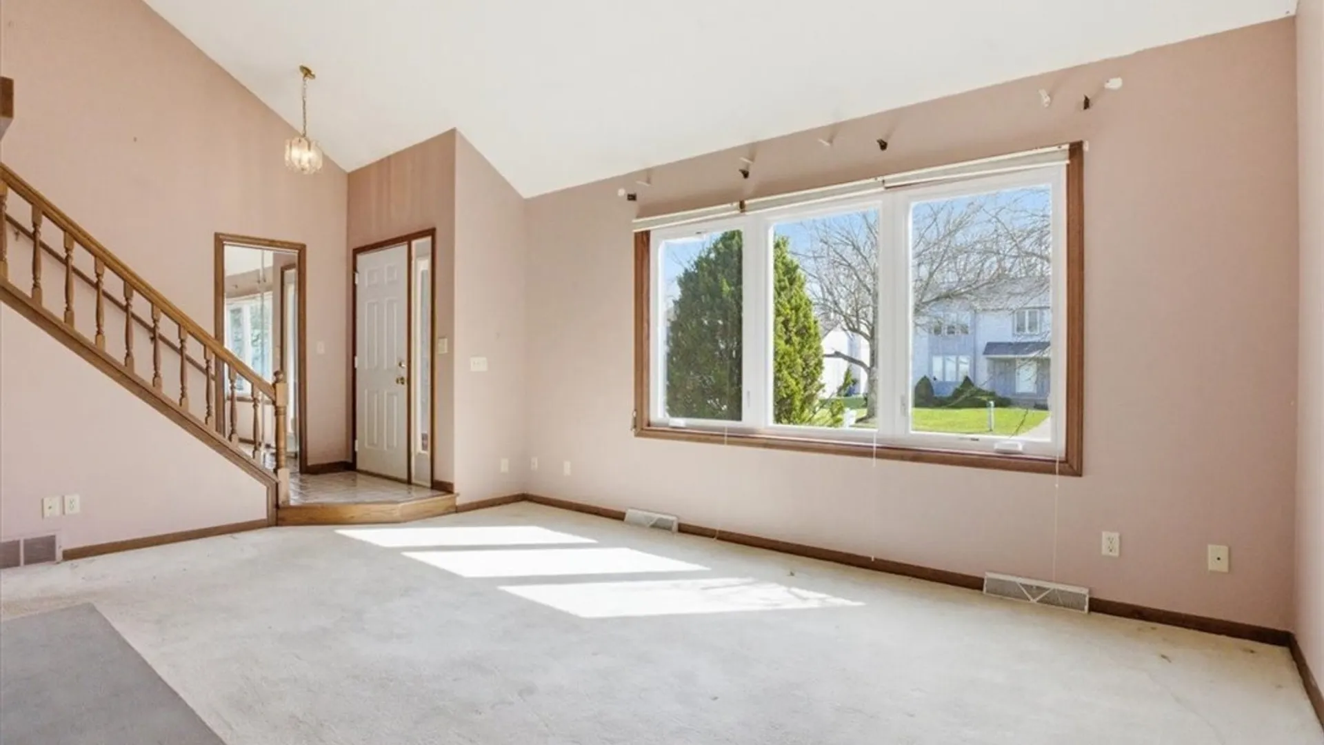 Property at 123 Larkspur Lane, Amherst, NY 14228 3