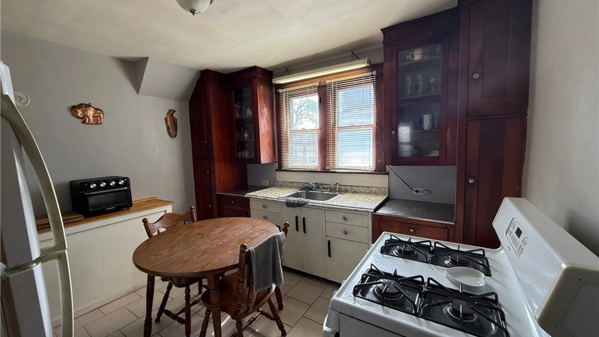 Property at 29 Melrose Street, Buffalo, NY 14220 11