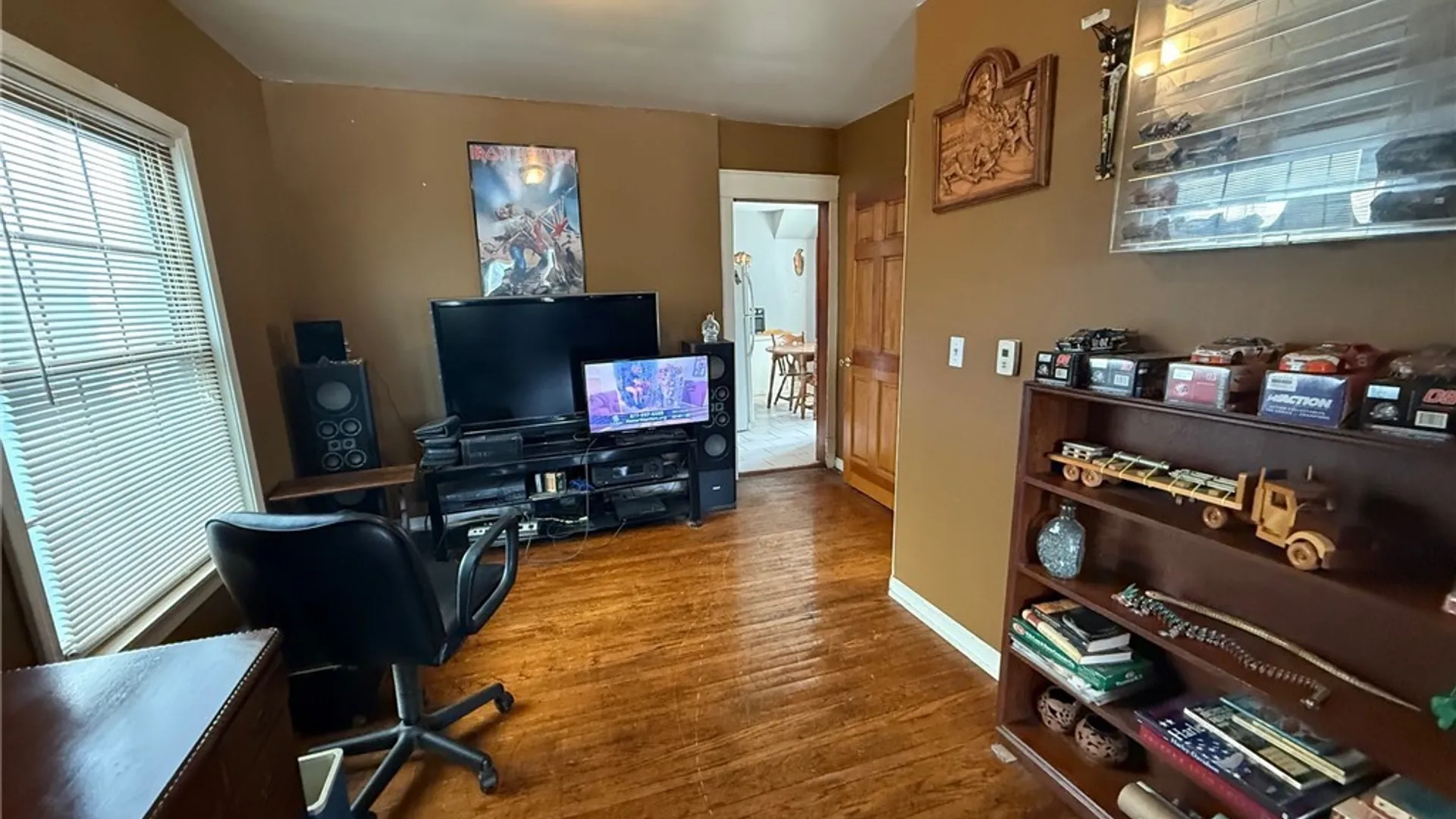 Property at 29 Melrose Street, Buffalo, NY 14220 8
