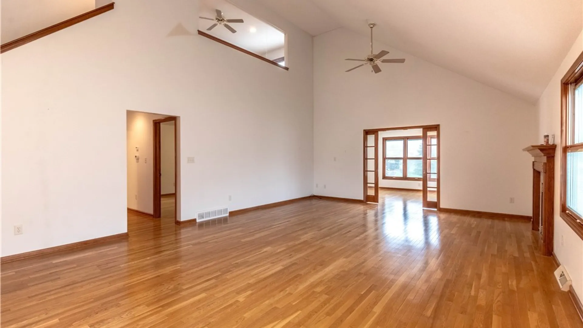 Property at 2 Lakeside Circle, Elma, NY 14059 18