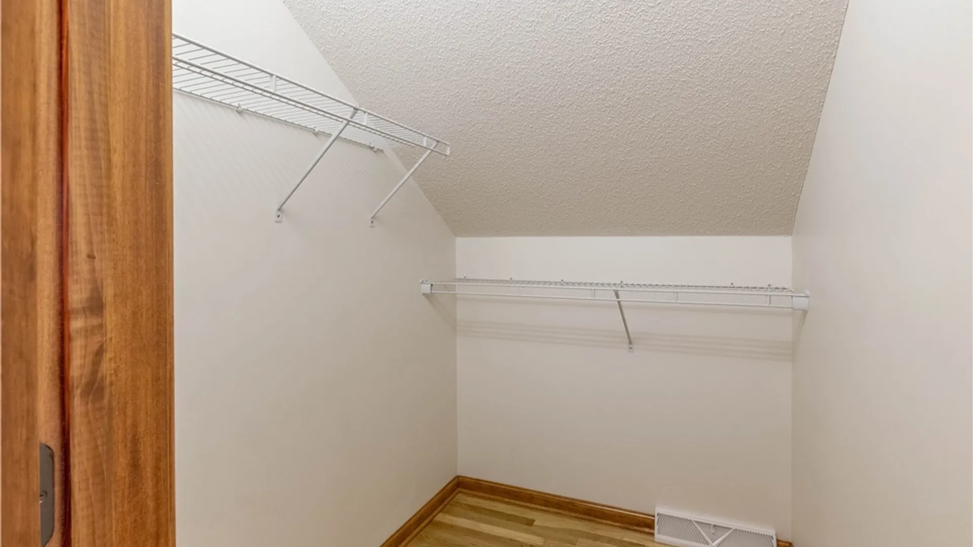 Property at 2 Lakeside Circle, Elma, NY 14059 41