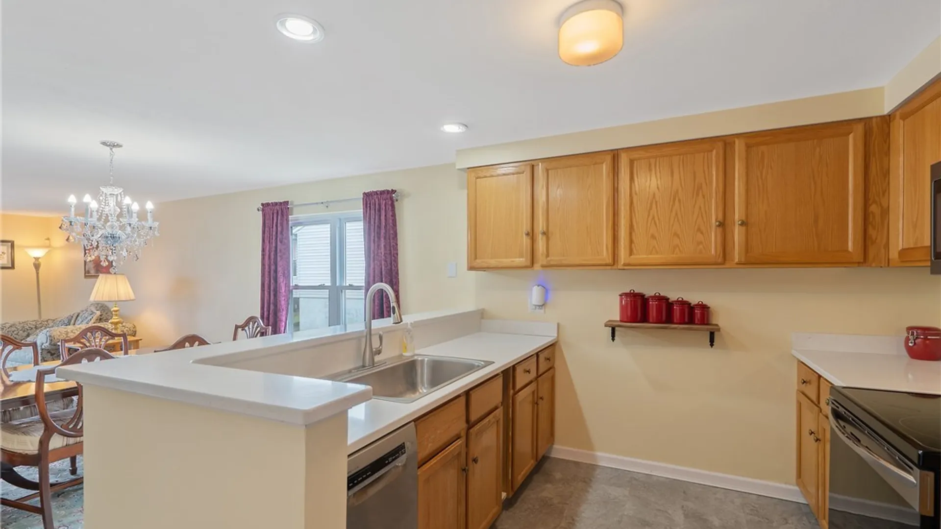 Property at 307 Clouds View Circle, Camillus, NY 13031 14