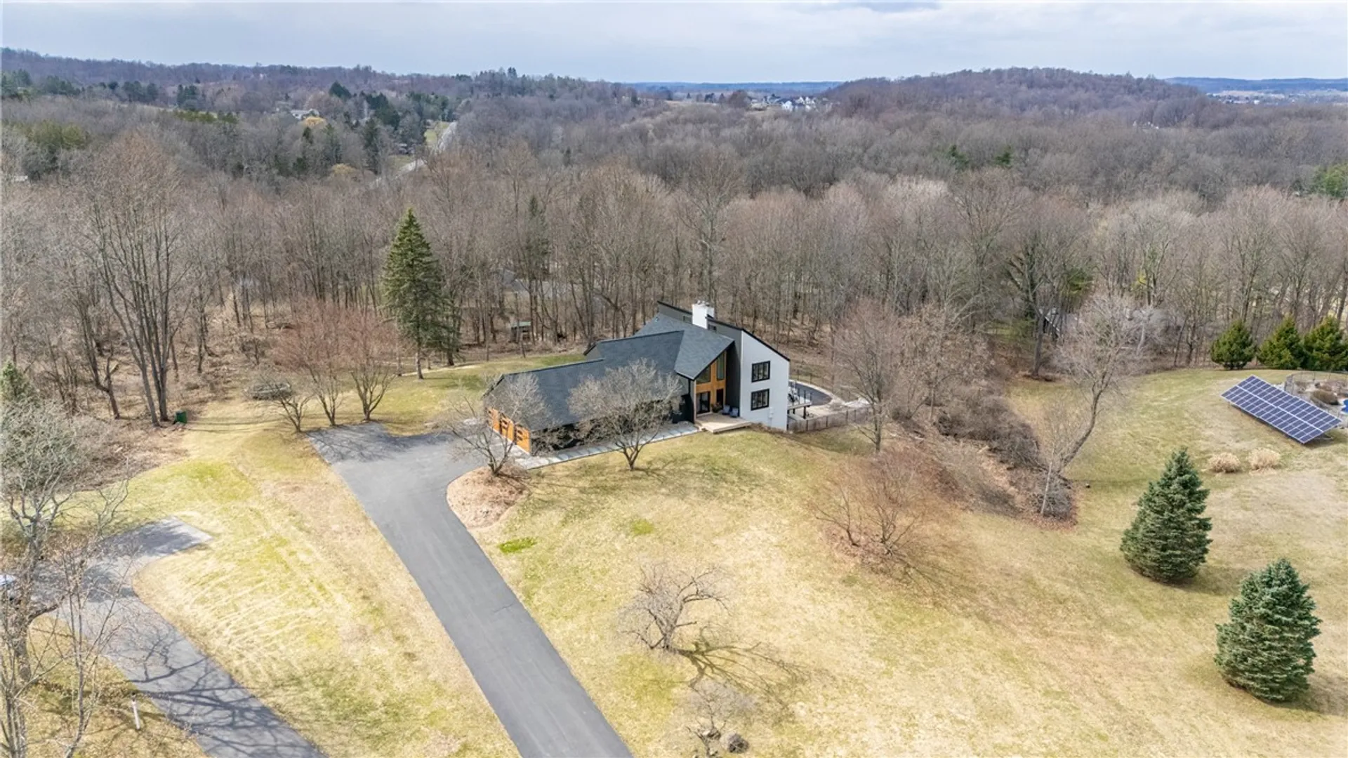 Property at 1012 Rabbit Ear Pass, Victor, NY 14564 2