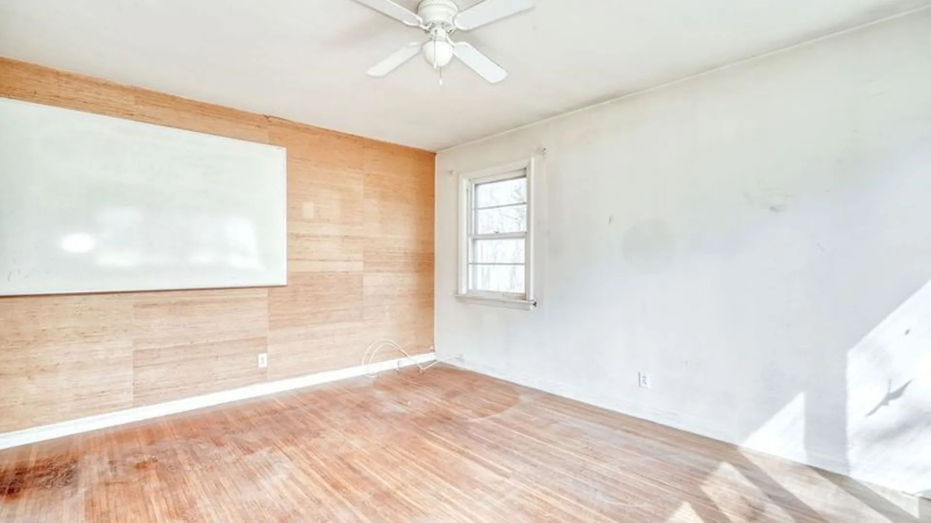 Property at 262 Commodore Parkway, Brighton, NY 14625 20