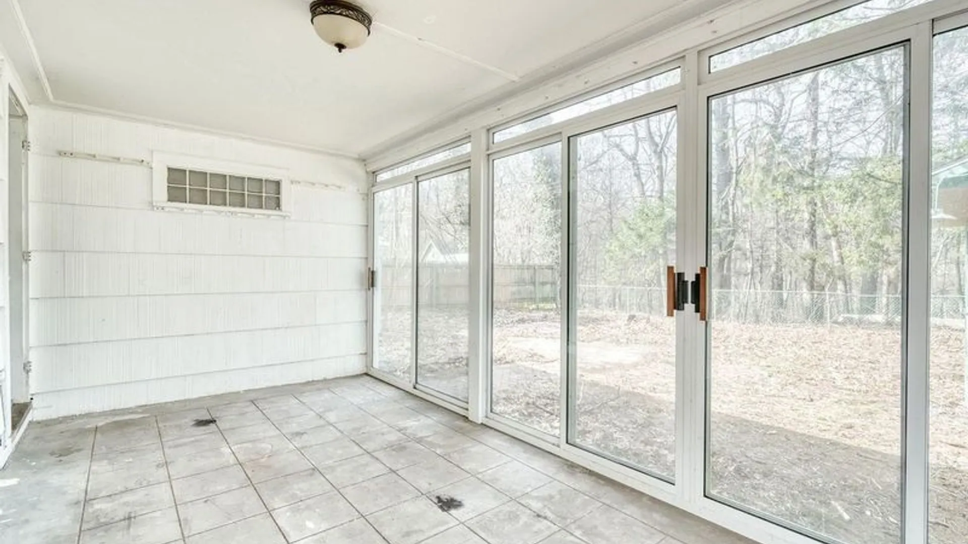 Property at 262 Commodore Parkway, Brighton, NY 14625 25