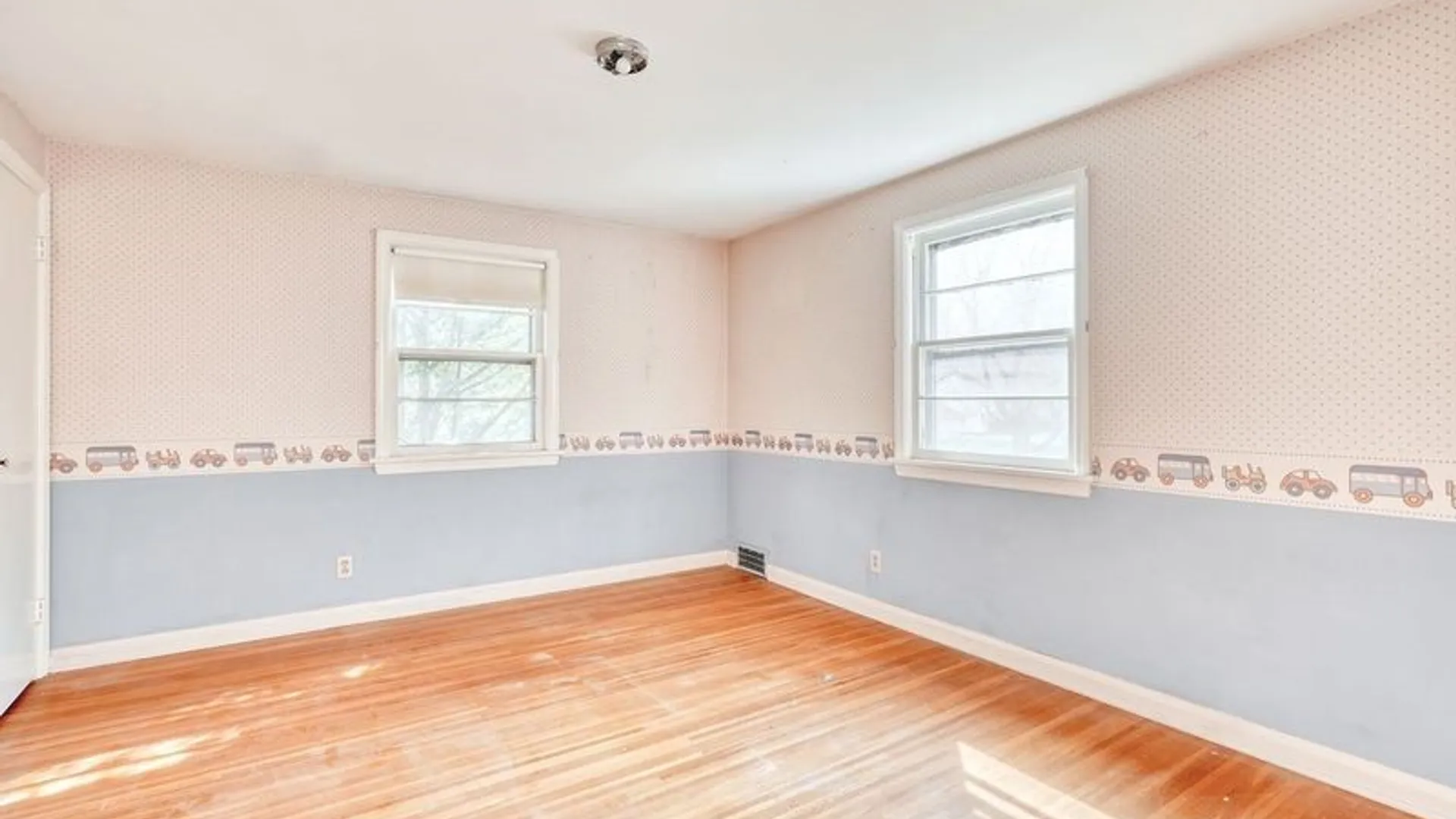 Property at 262 Commodore Parkway, Brighton, NY 14625 30