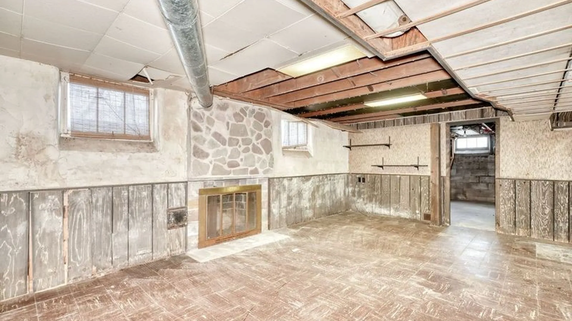 Property at 262 Commodore Parkway, Brighton, NY 14625 35