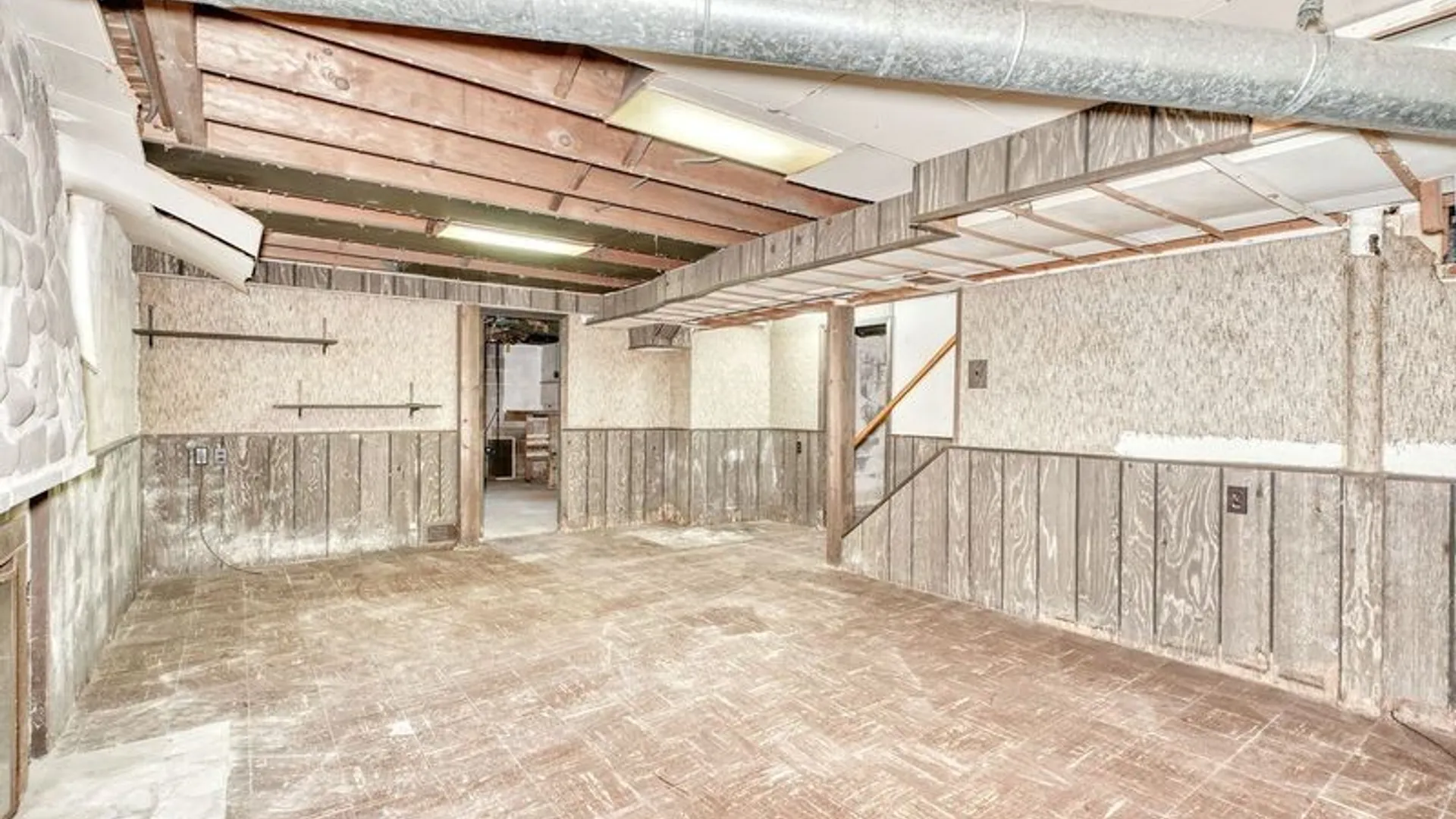 Property at 262 Commodore Parkway, Brighton, NY 14625 36