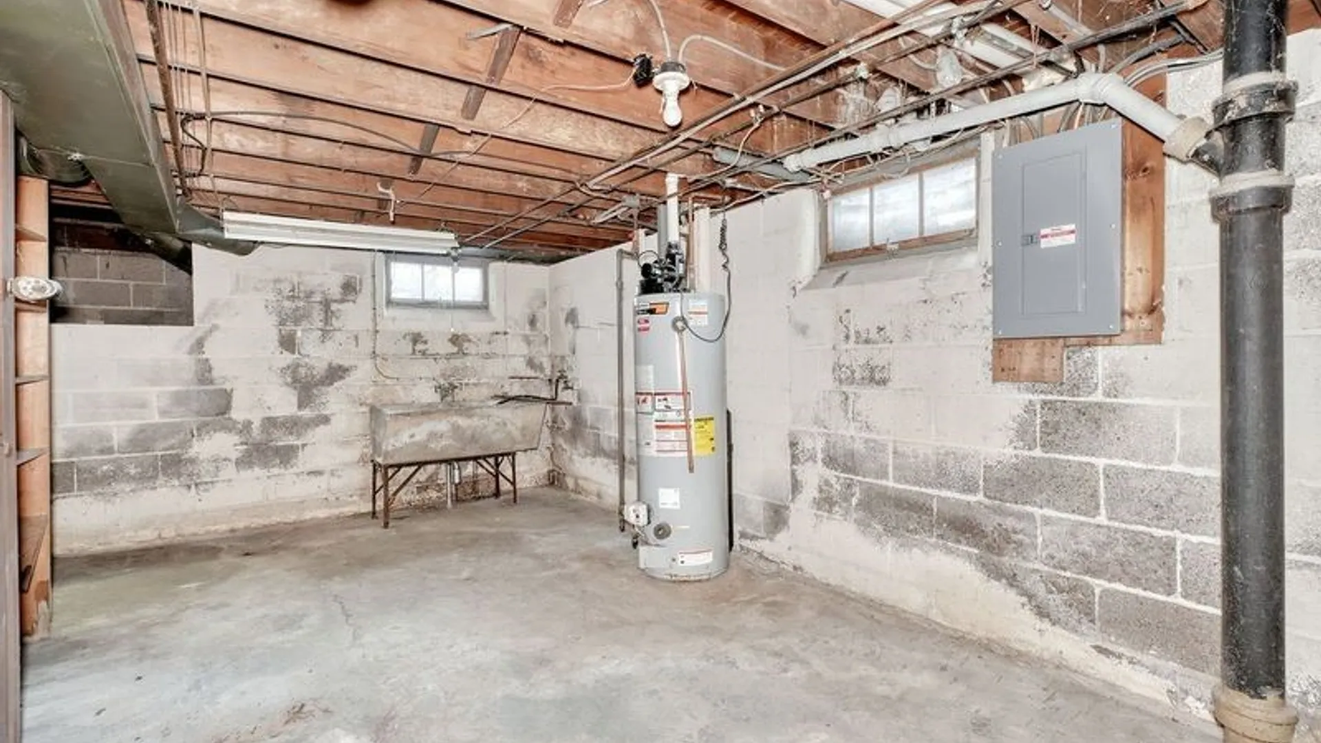 Property at 262 Commodore Parkway, Brighton, NY 14625 41