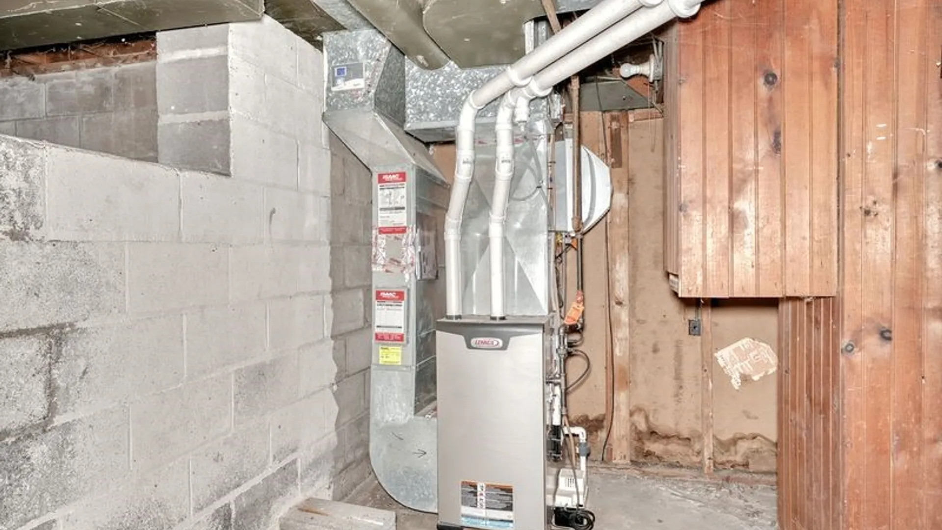 Property at 262 Commodore Parkway, Brighton, NY 14625 42