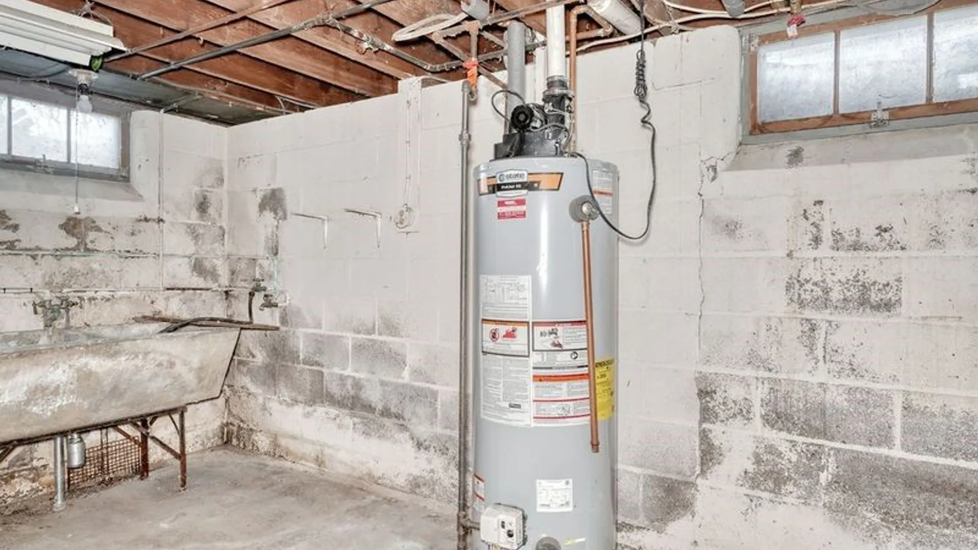 Property at 262 Commodore Parkway, Brighton, NY 14625 43