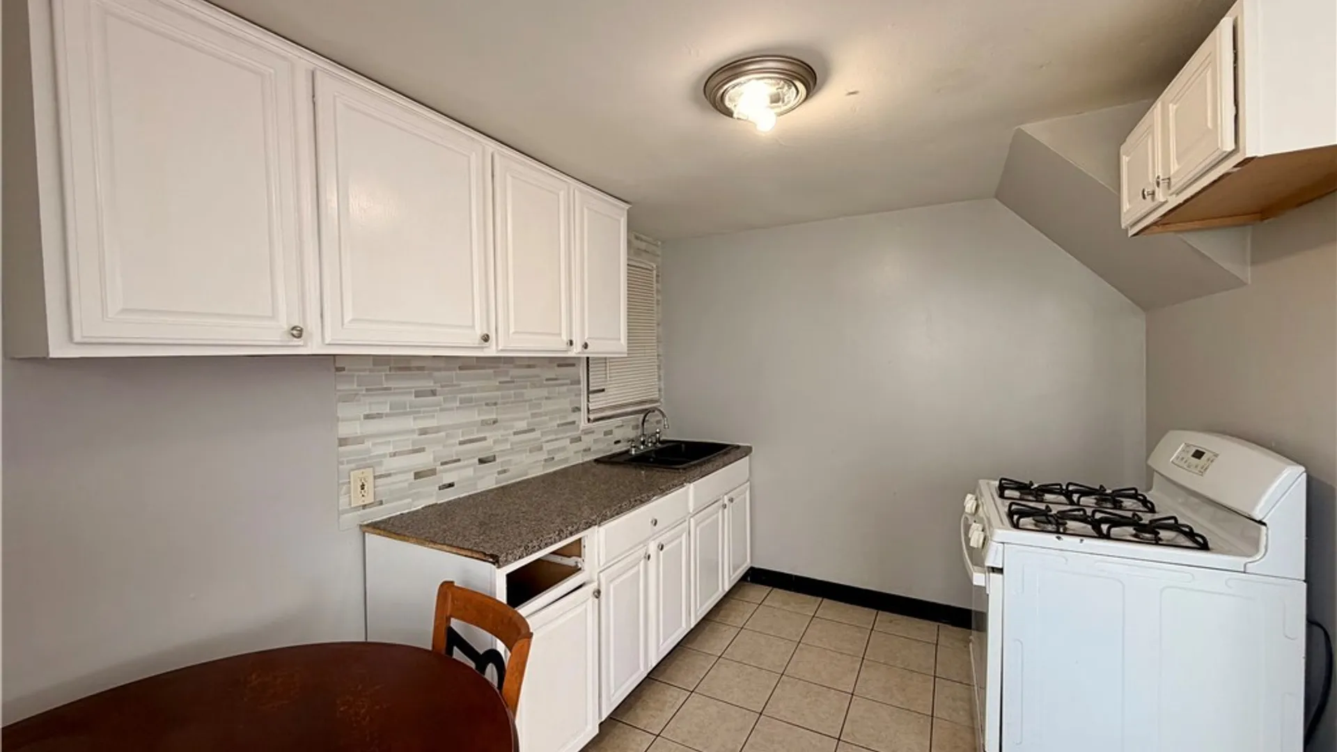 Property at 175 Texas Street, Buffalo, NY 14215 5