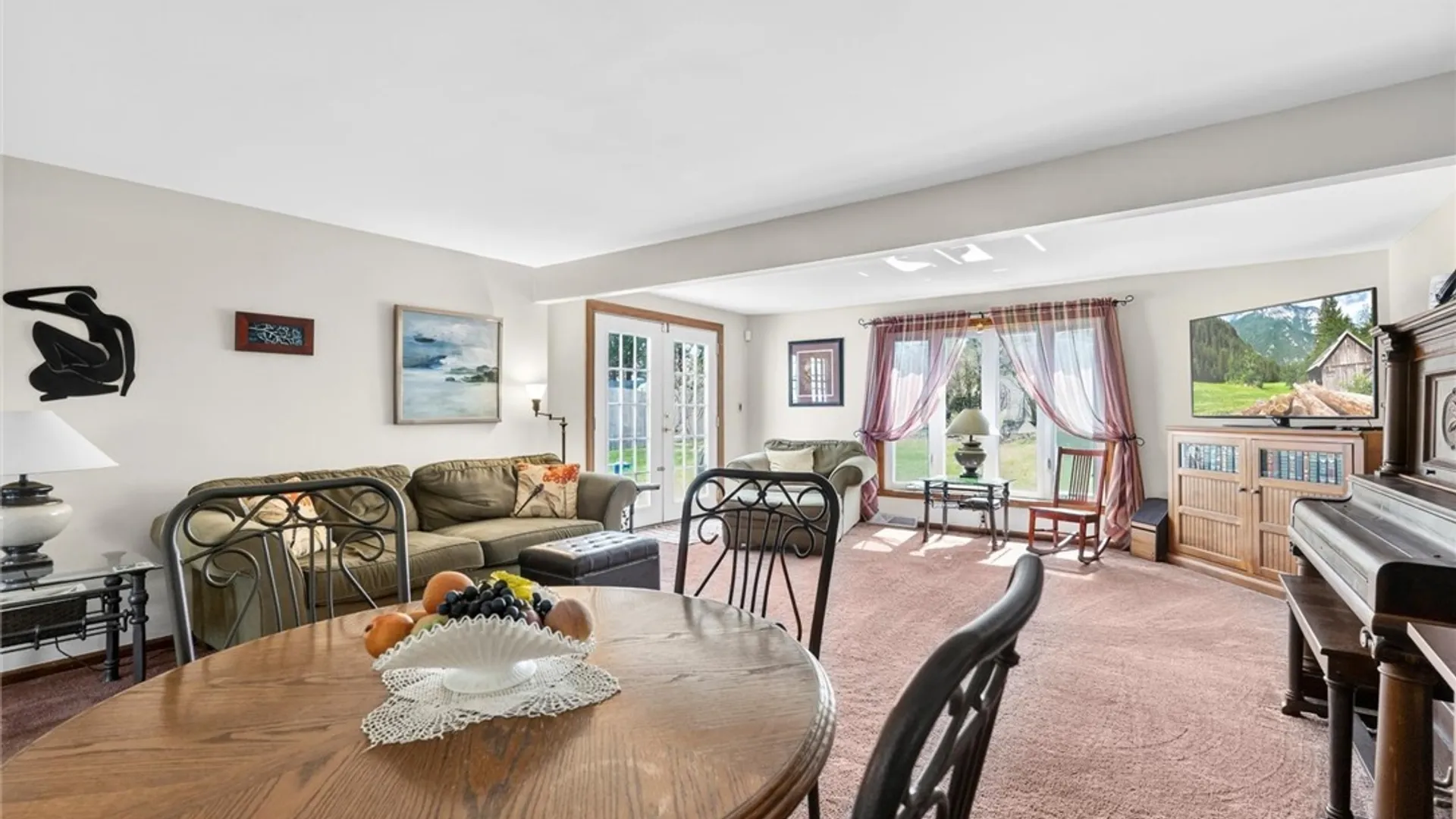 Property at 320 Myron Road, Camillus, NY 13219 19