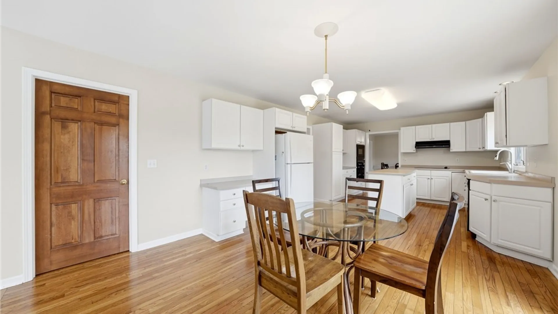 Property at 7 Pinelake Drive, Amherst, NY 14221 18