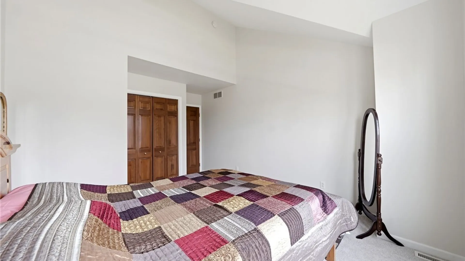 Property at 7 Pinelake Drive, Amherst, NY 14221 30