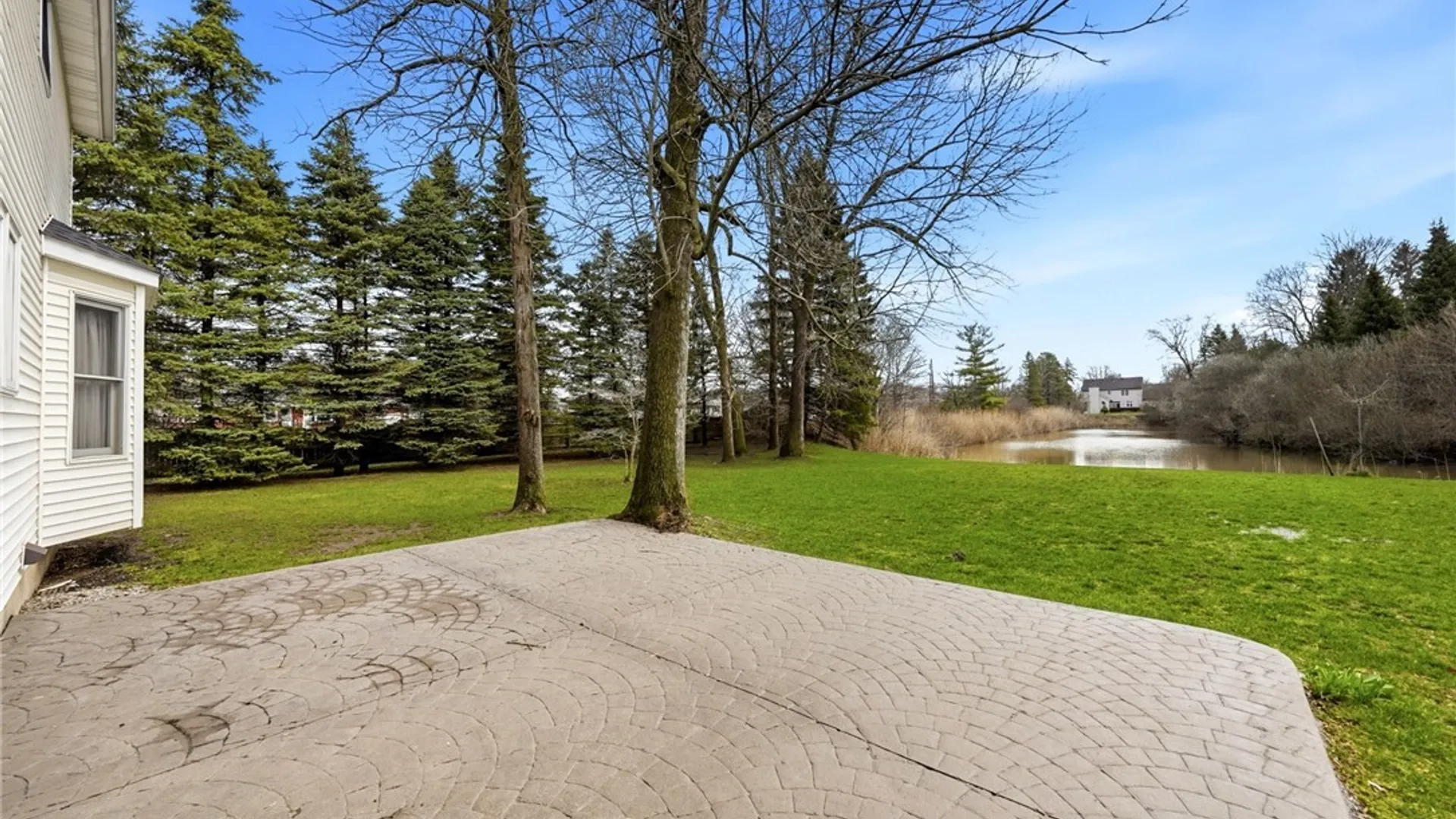 Property at 7 Pinelake Drive, Amherst, NY 14221 41