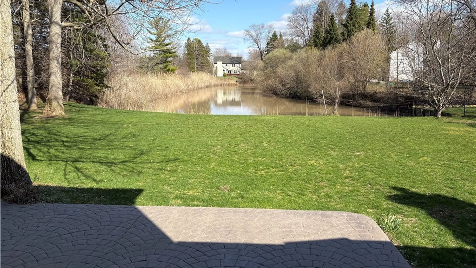 Property at 7 Pinelake Drive, Amherst, NY 14221 42