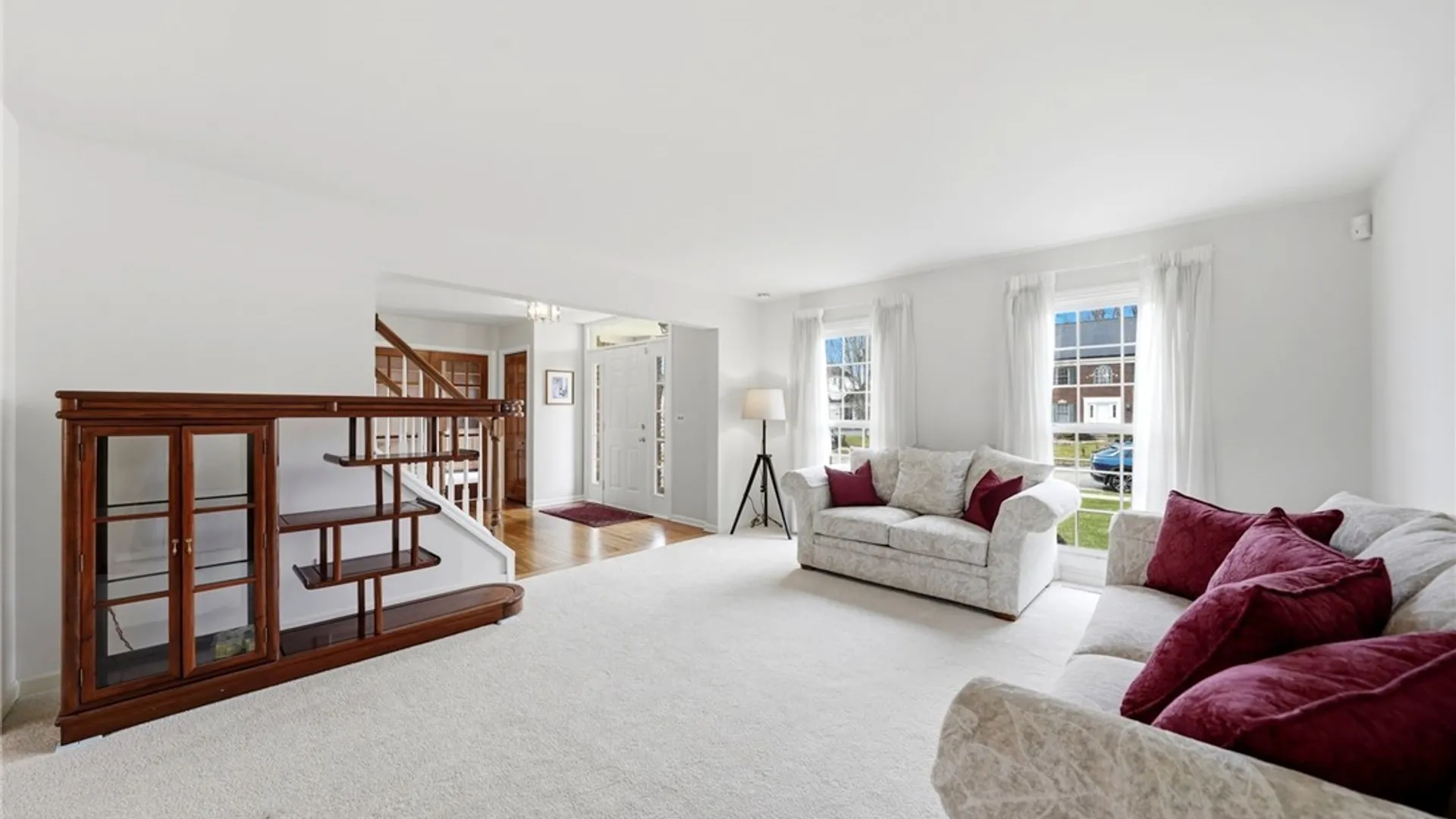 Property at 7 Pinelake Drive, Amherst, NY 14221 8