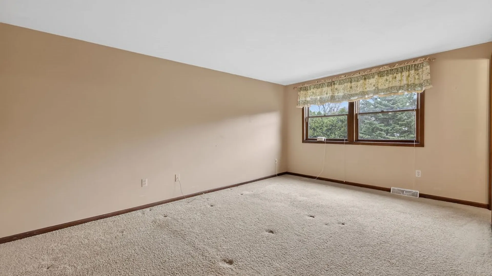 Property at 110 Kaymar Drive, Clay, NY 13212 33