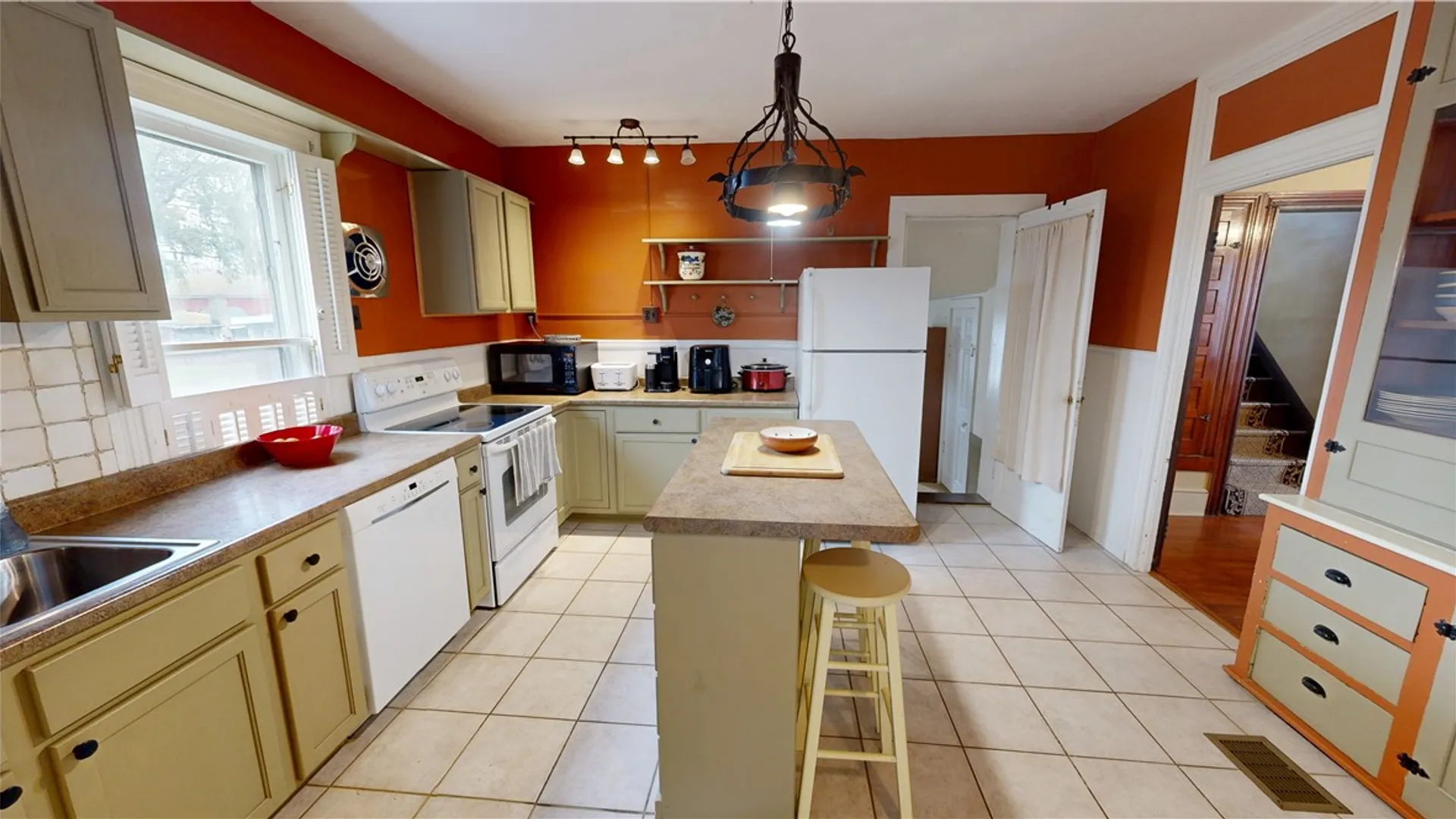 Property at 10 Adelaide Street, Norwich, NY 13815 9