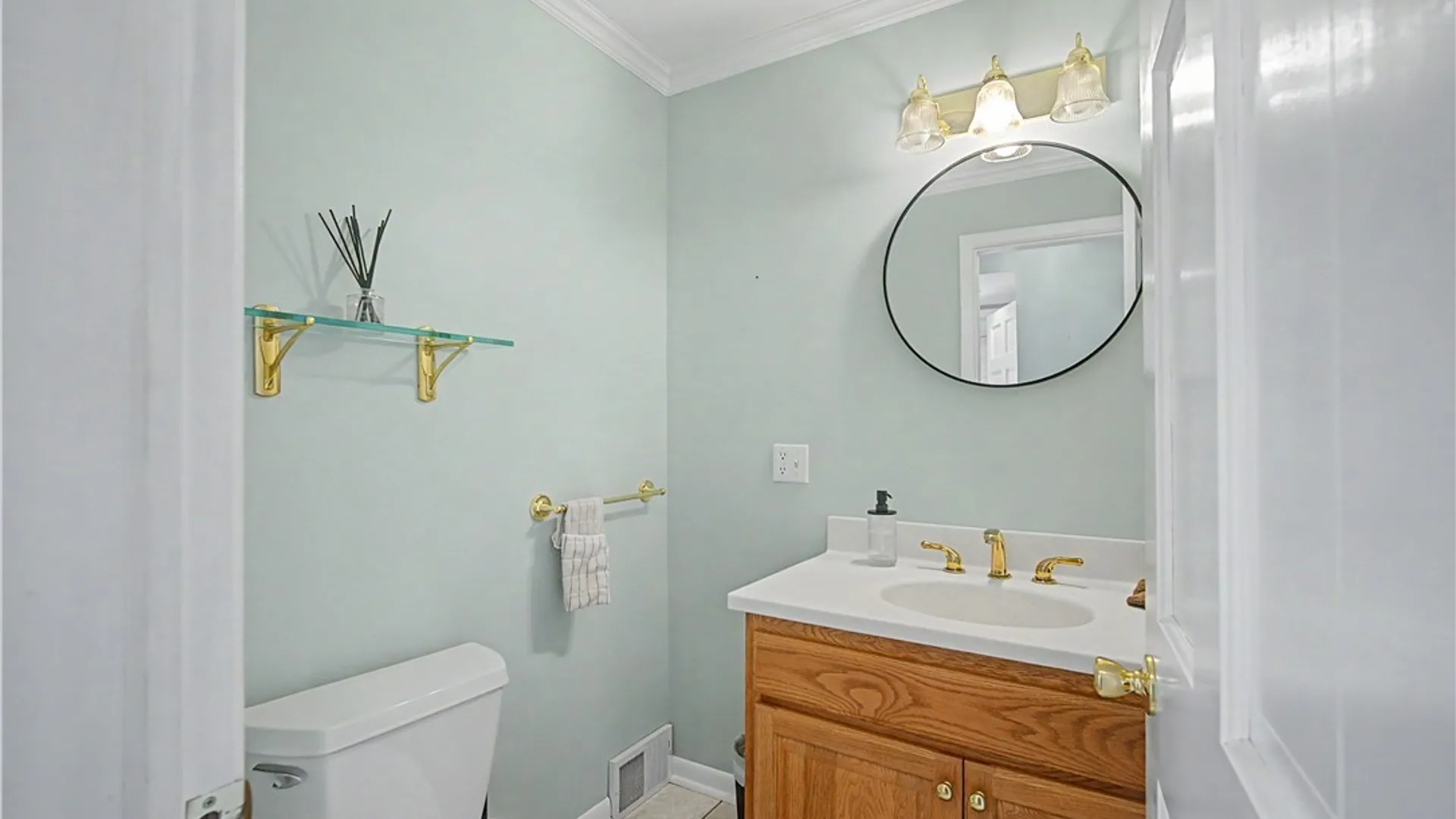 Property at 32 University Park, Pomfret, NY 14063 31